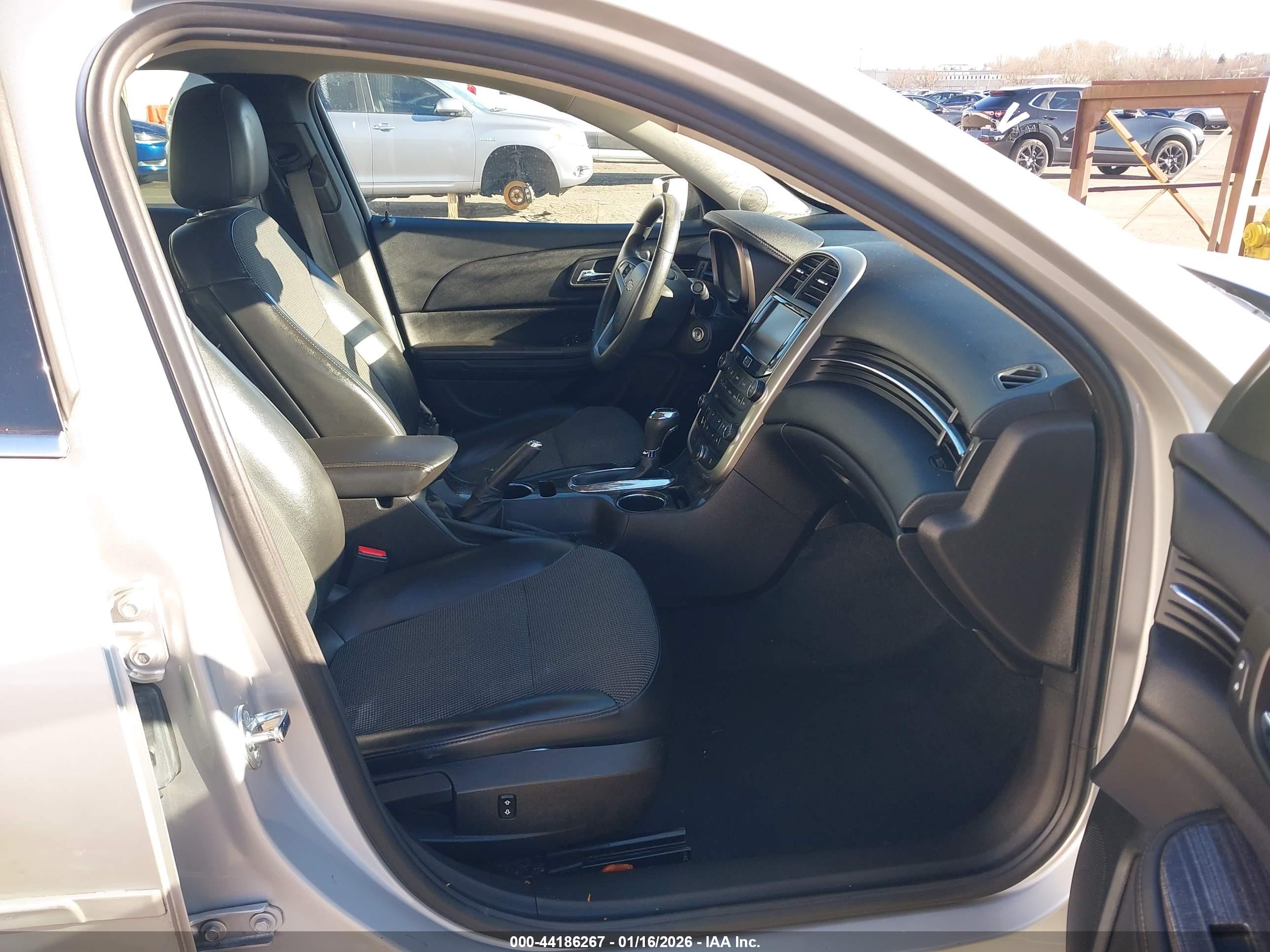 CHEVROLET MALIBU image 5