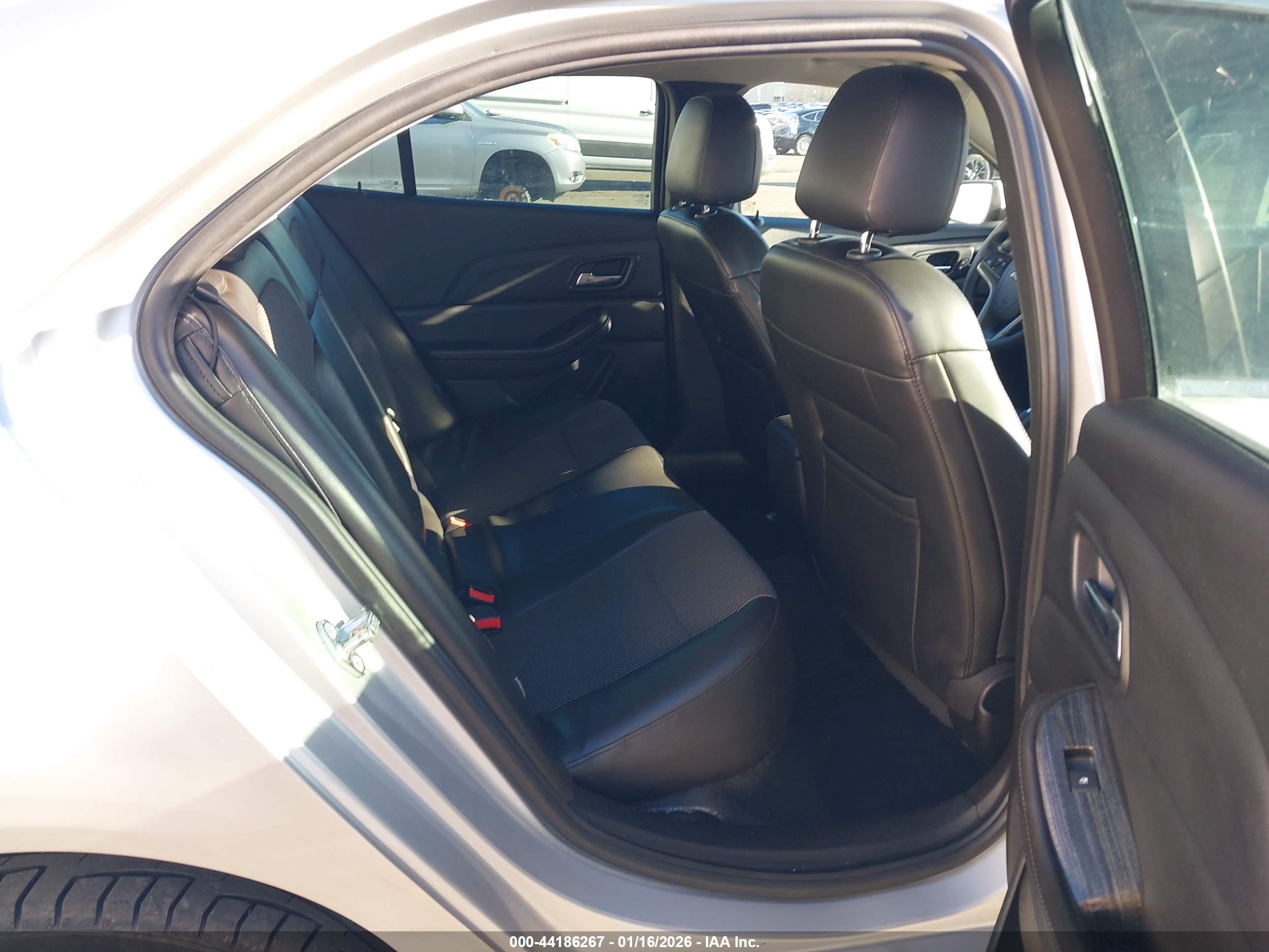 CHEVROLET MALIBU image 8