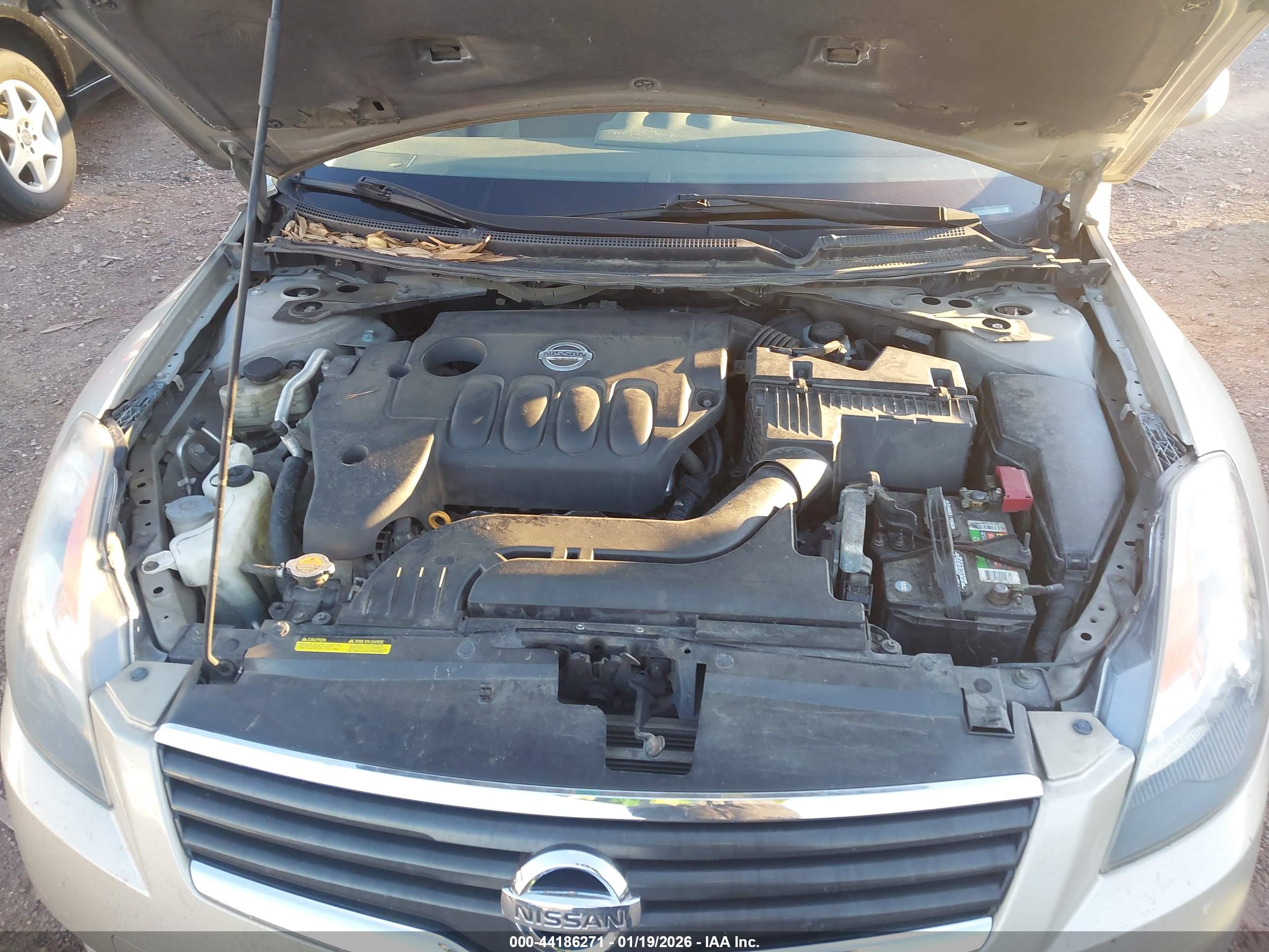 NISSAN ALTIMA image 10