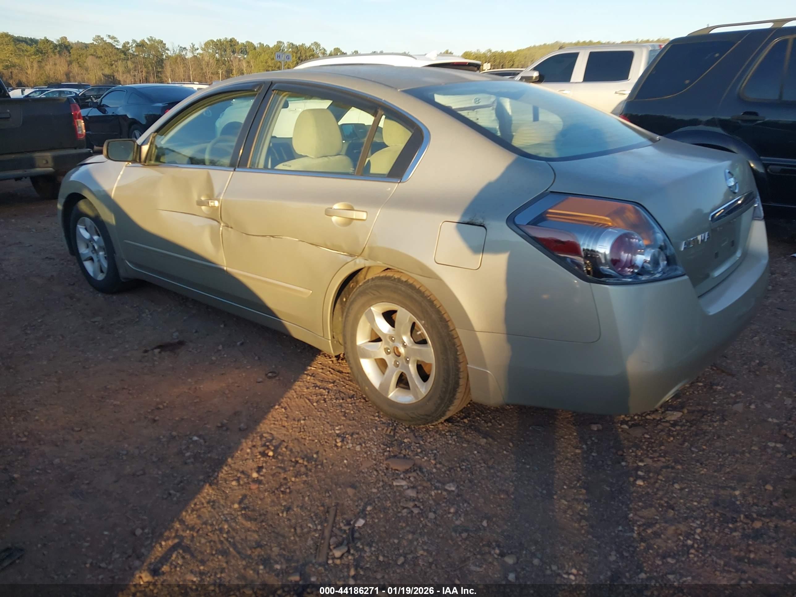 NISSAN ALTIMA image 3