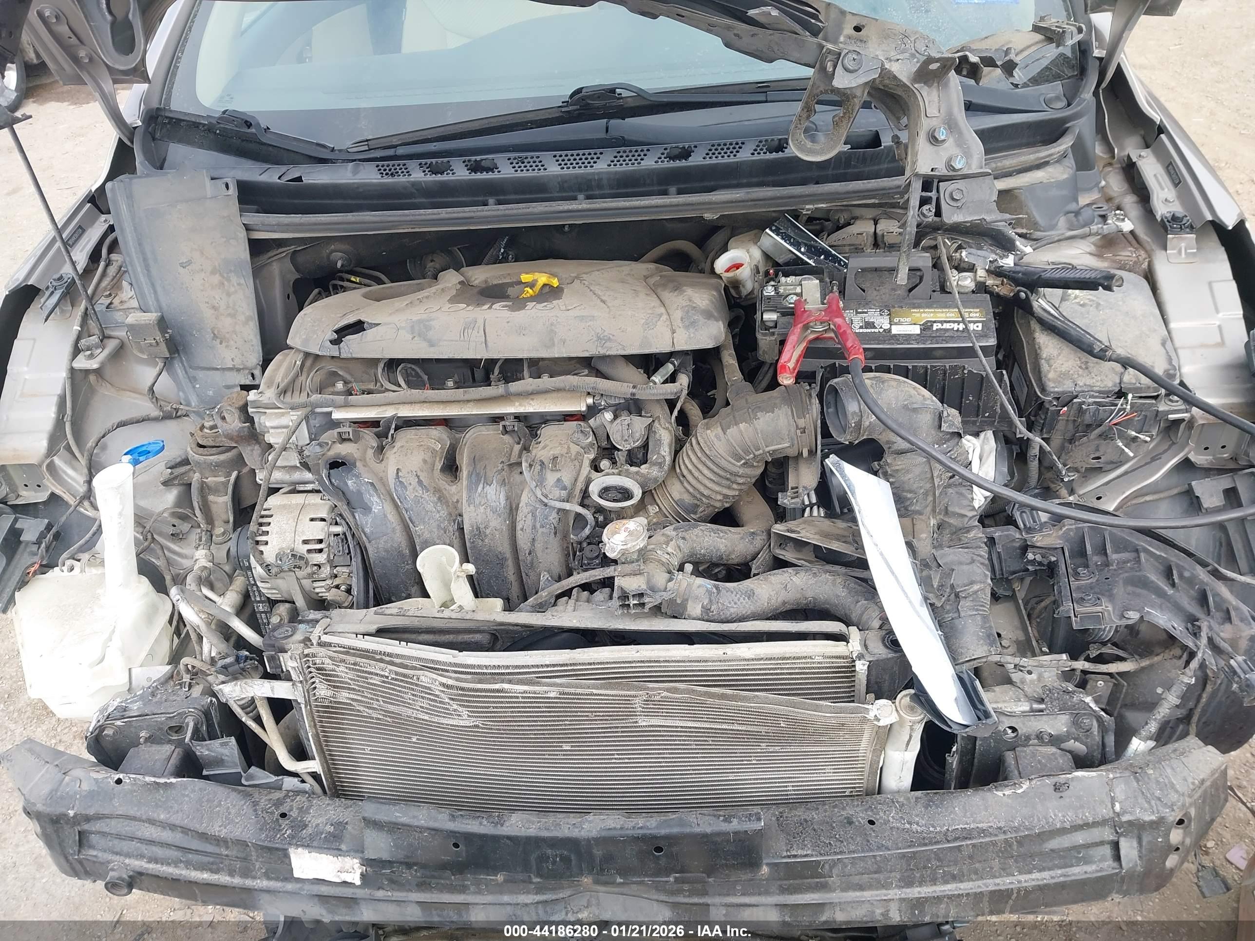 HYUNDAI ELANTRA image 10