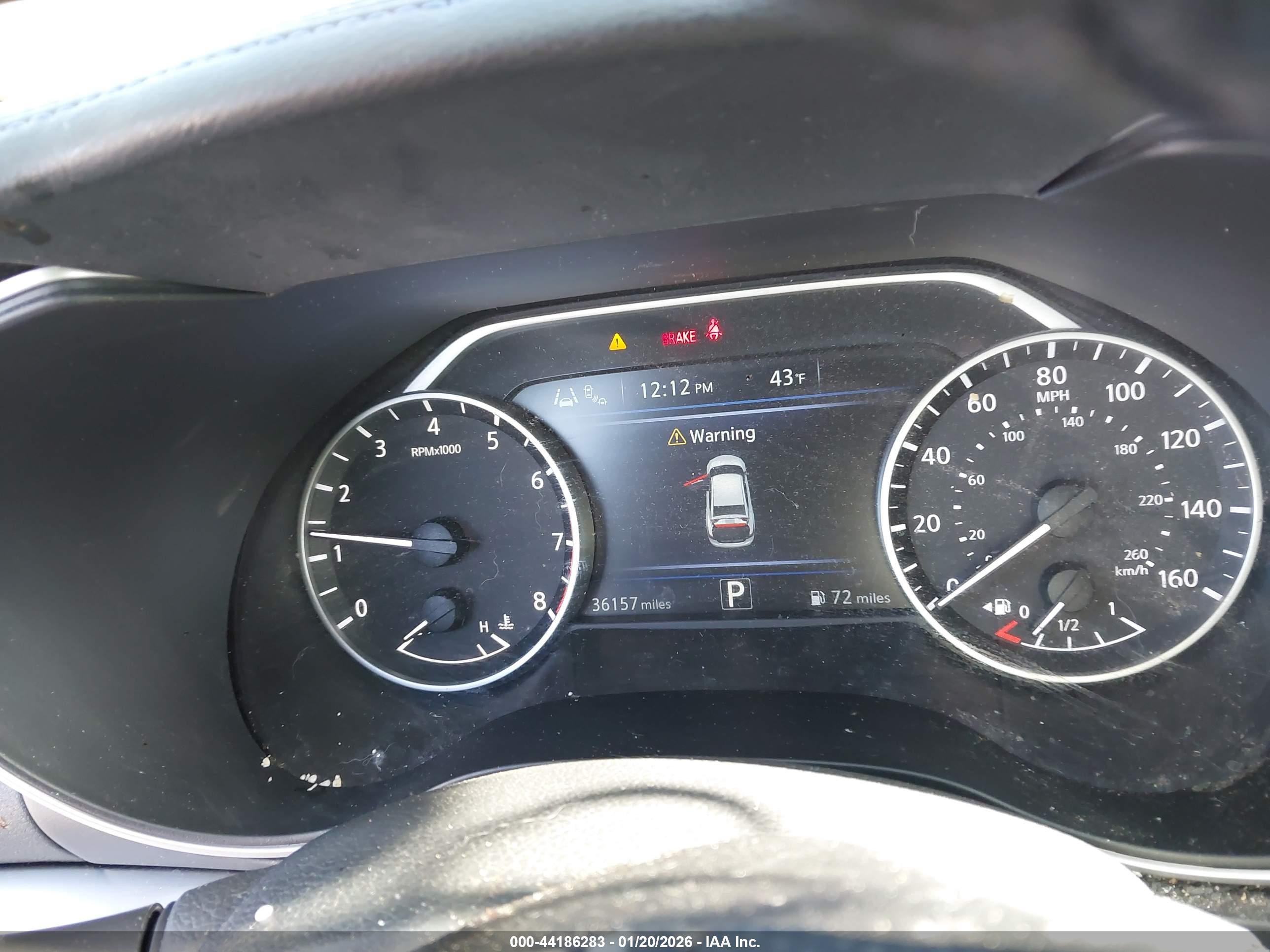 NISSAN MAXIMA image 7