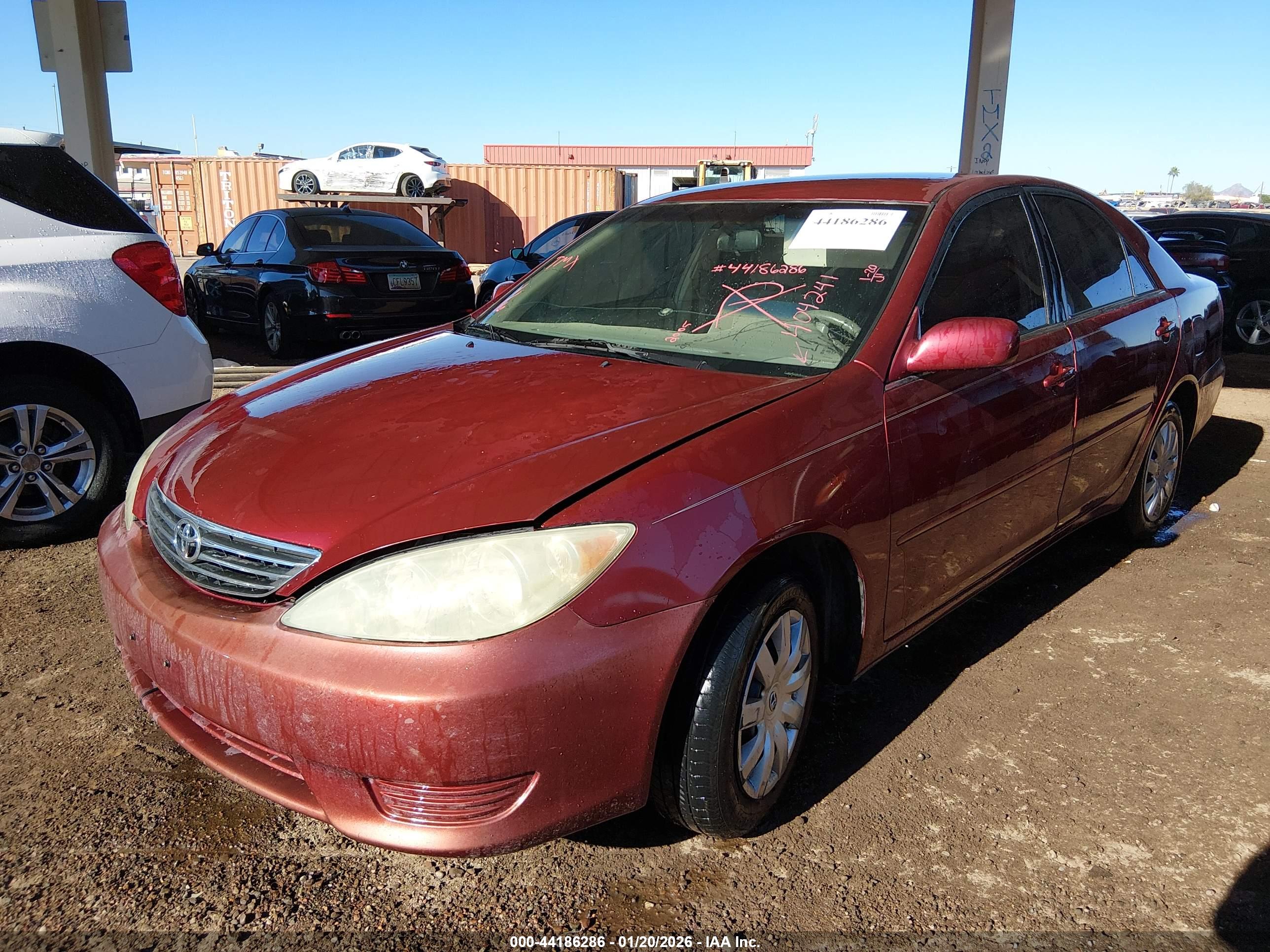 TOYOTA CAMRY image 2