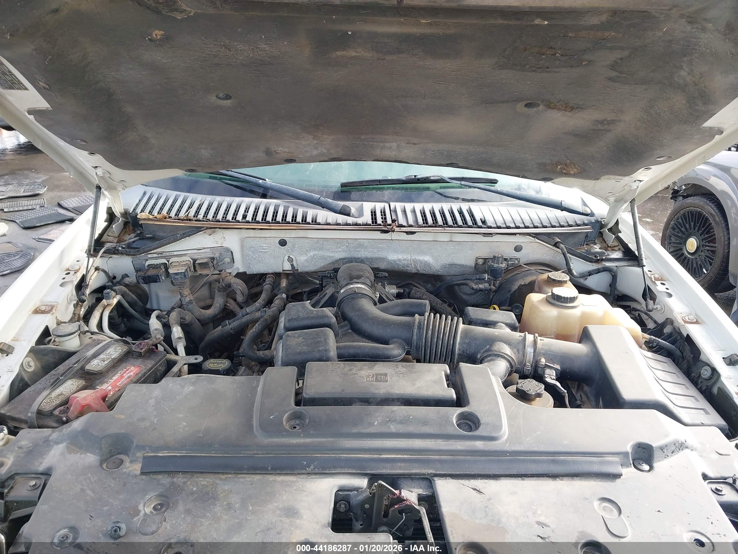 FORD EXPEDITION image 10