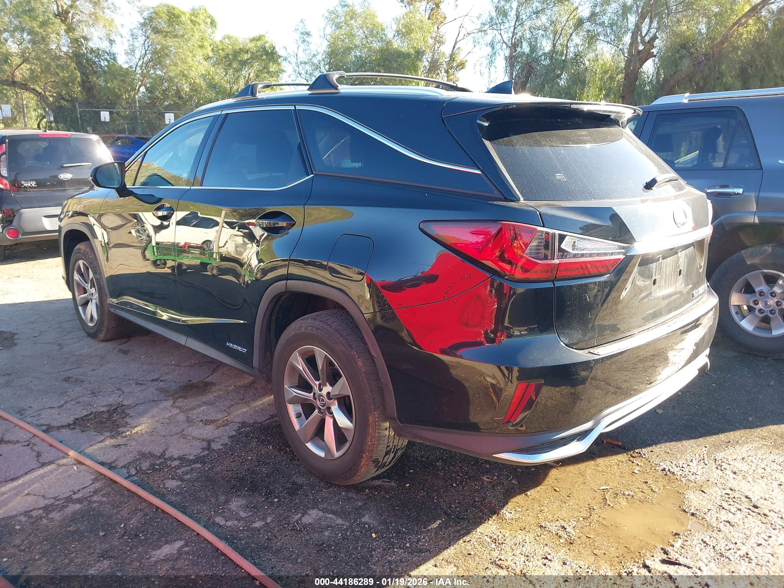 LEXUS RX image 3