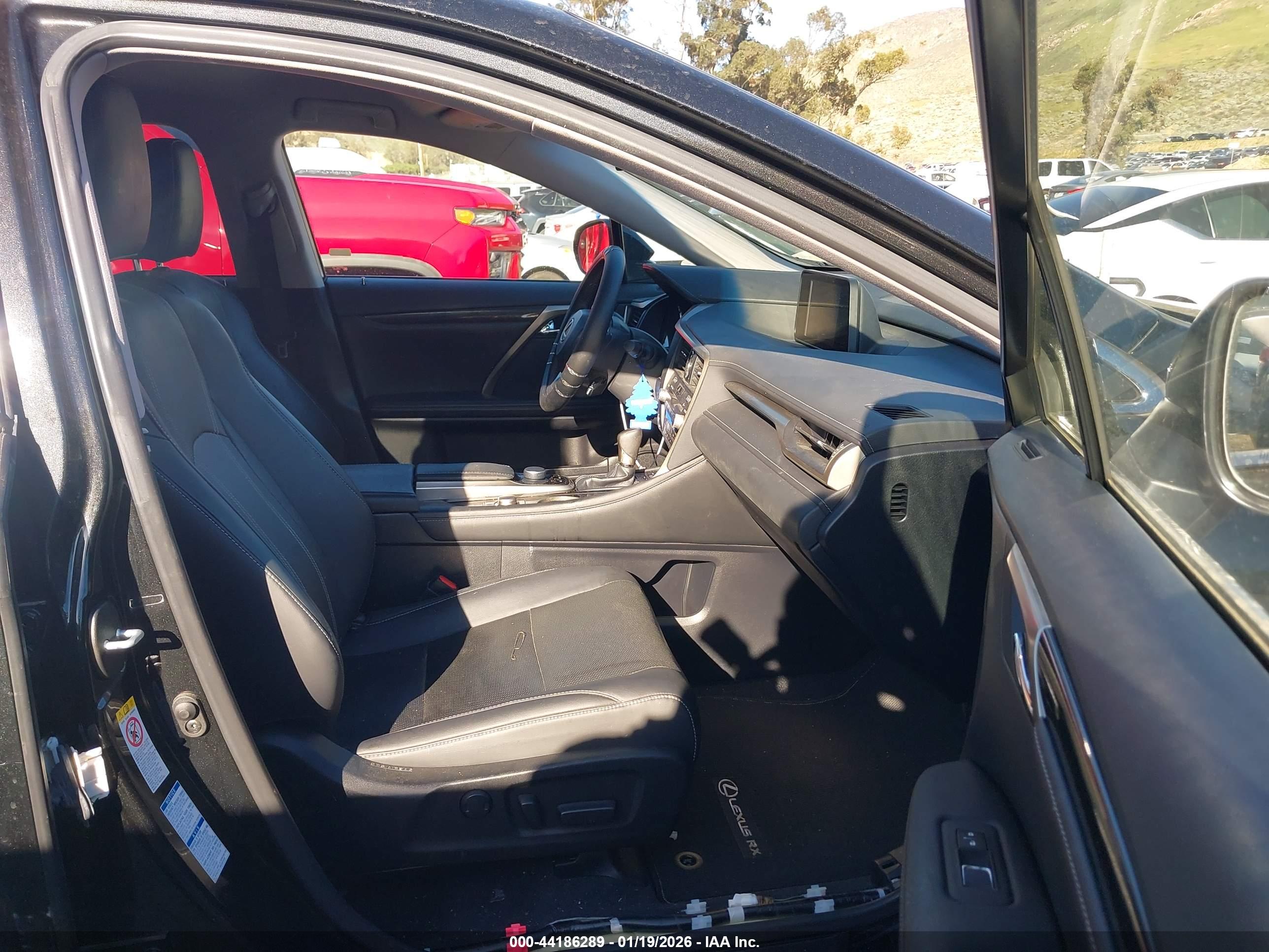 LEXUS RX image 5