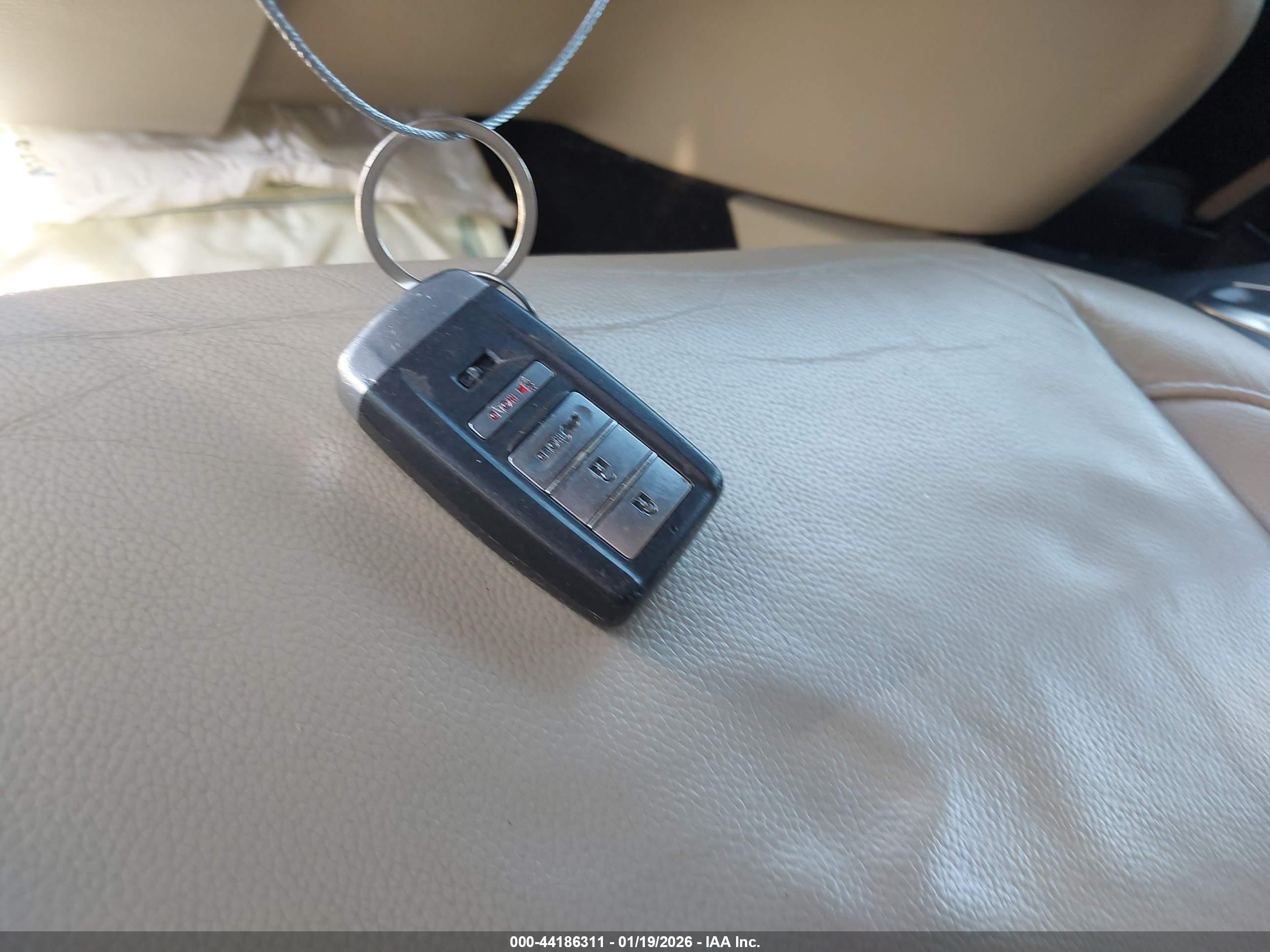 ACURA MDX image 11