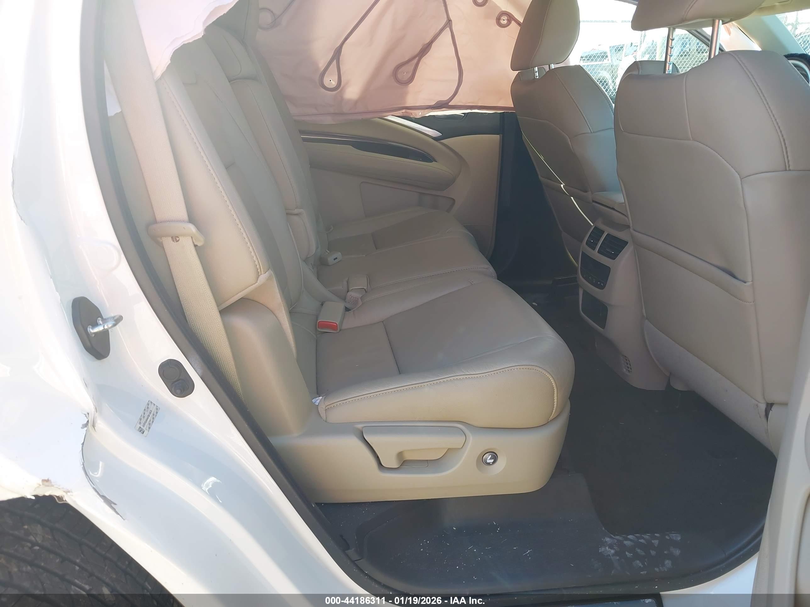 ACURA MDX image 8