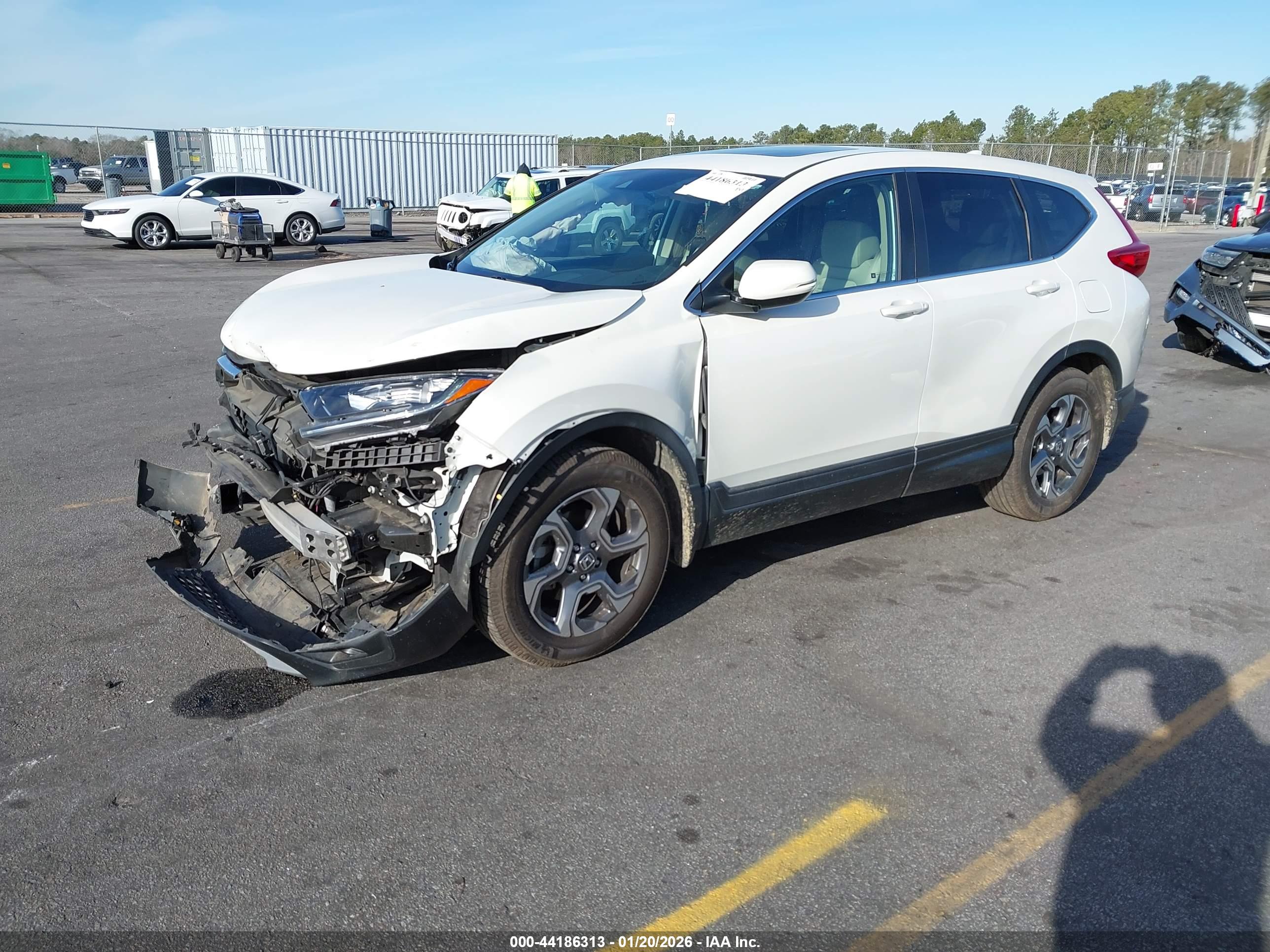 HONDA CR-V image 2