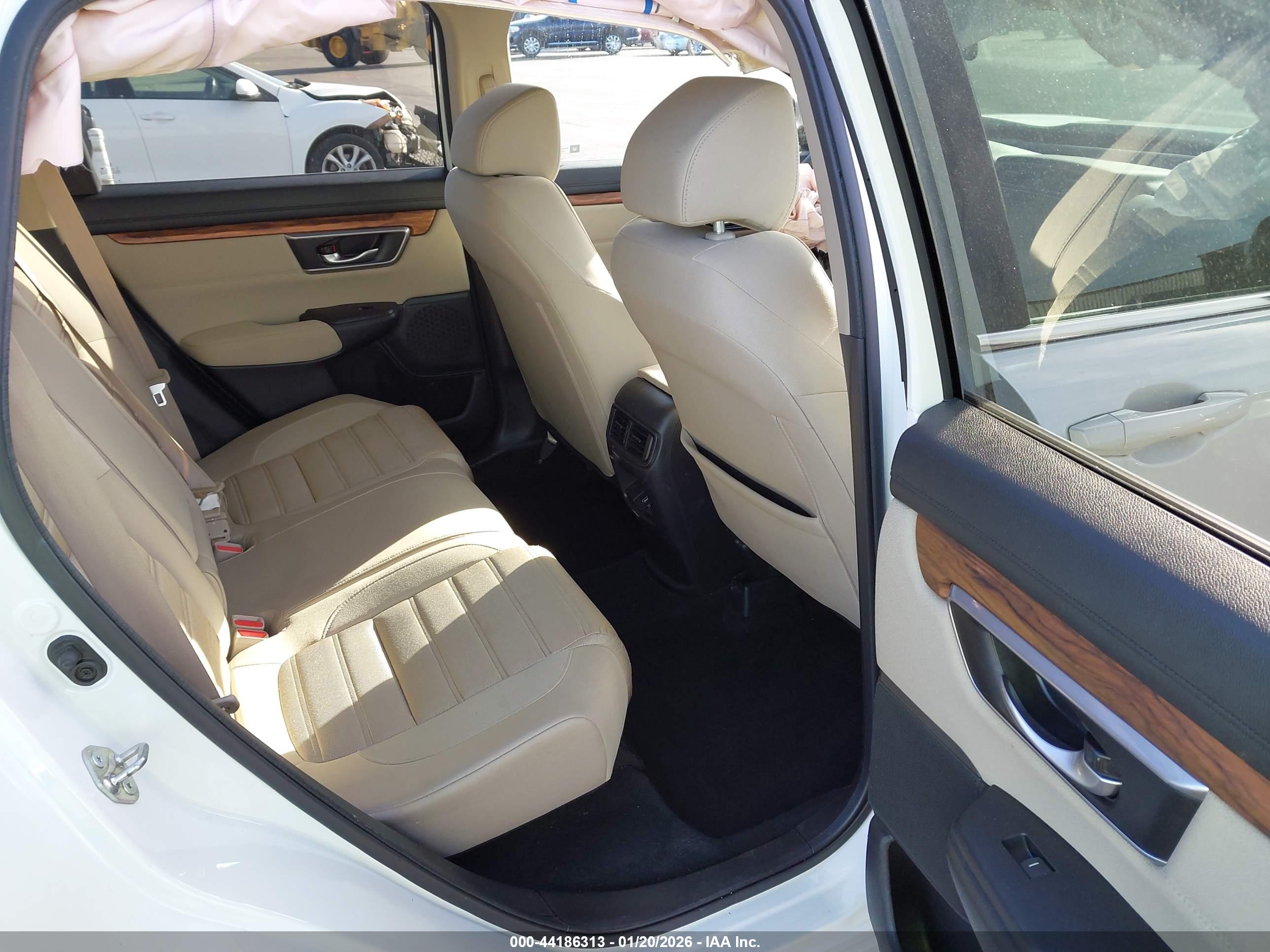 HONDA CR-V image 8