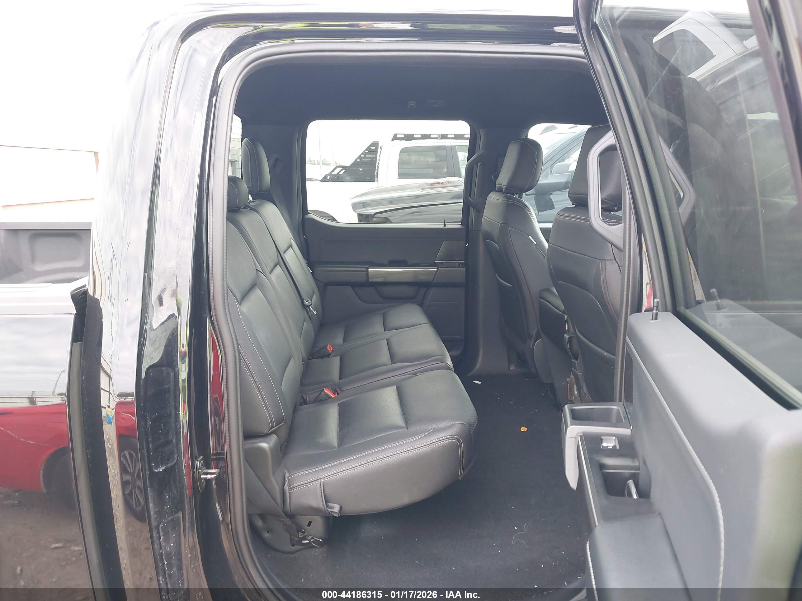 FORD F-150 image 8
