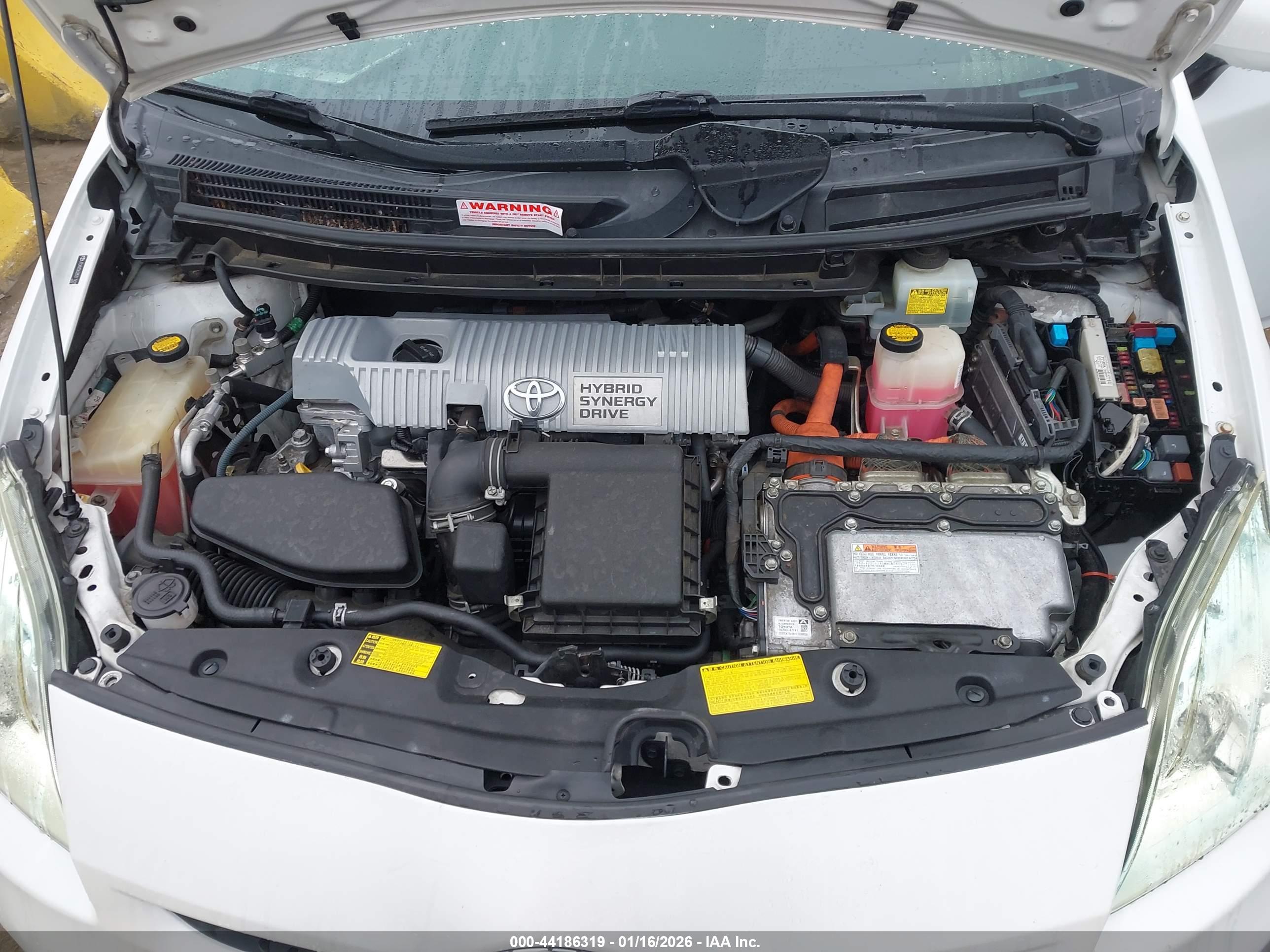 TOYOTA PRIUS image 10