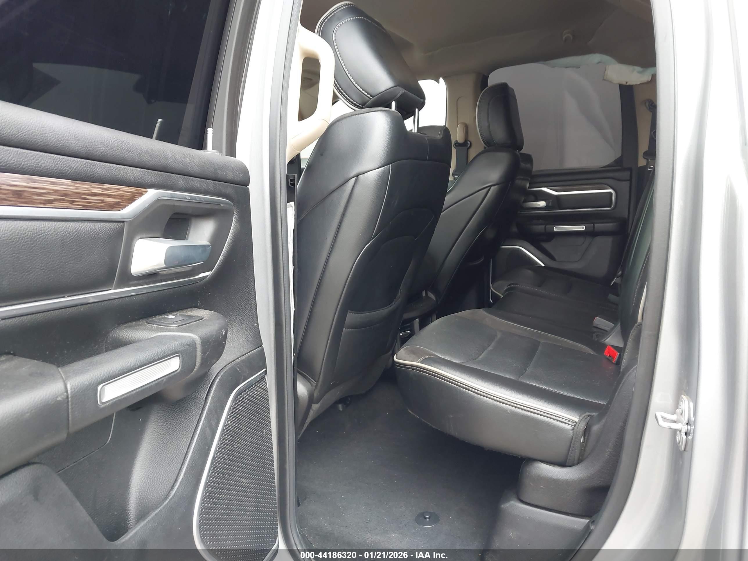 RAM 1500 image 8