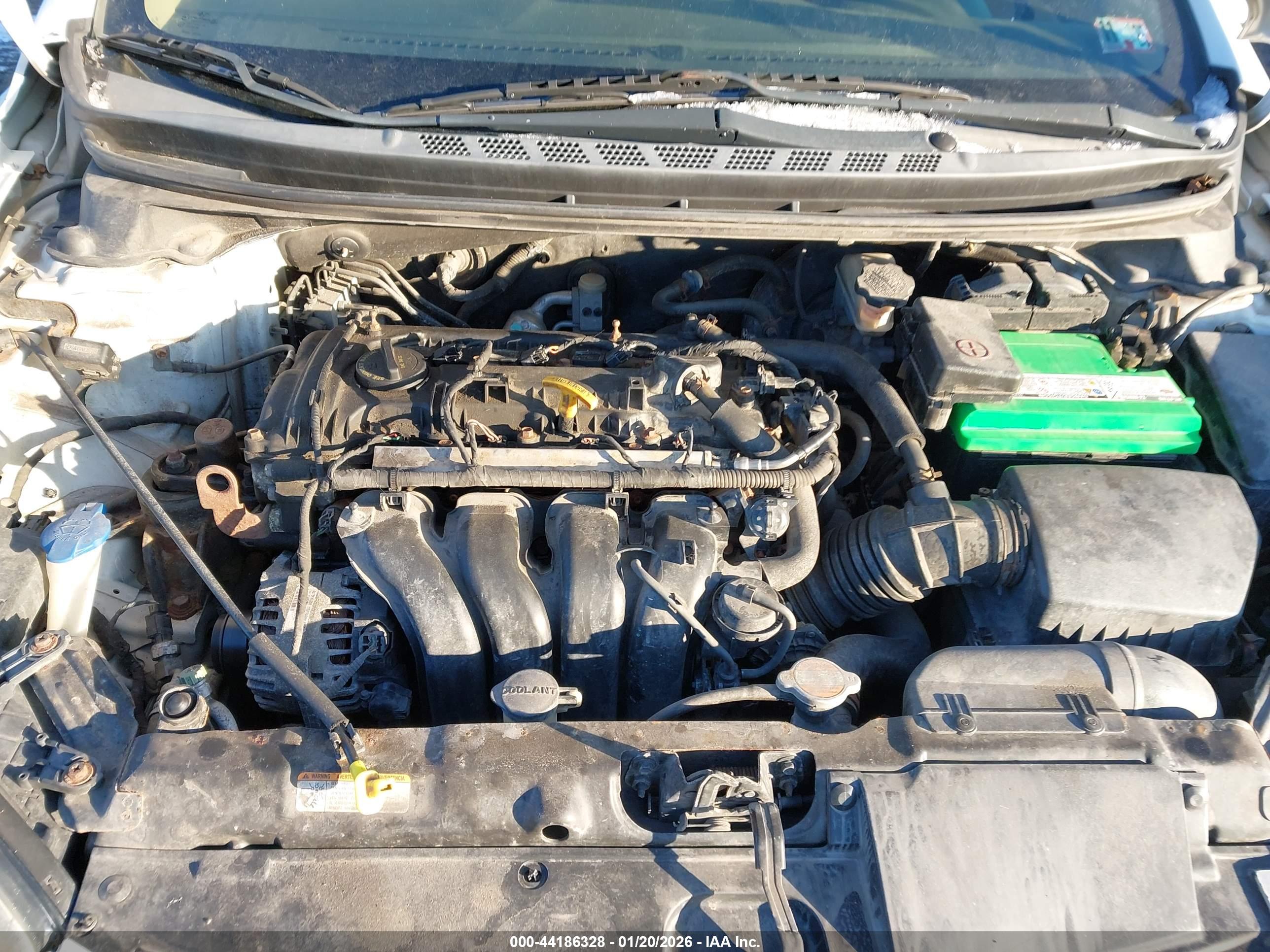 HYUNDAI ELANTRA image 10