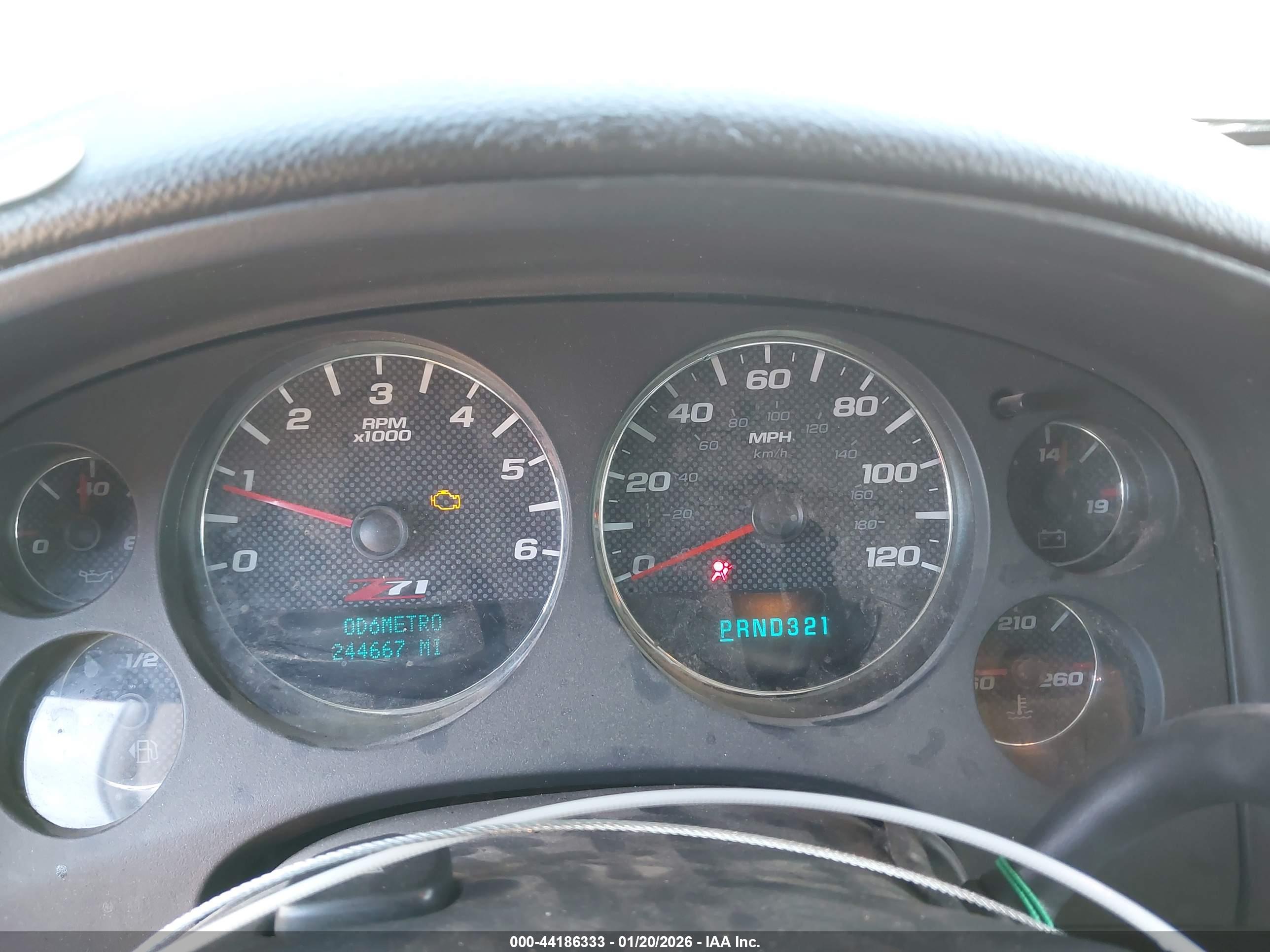 CHEVROLET TAHOE image 7