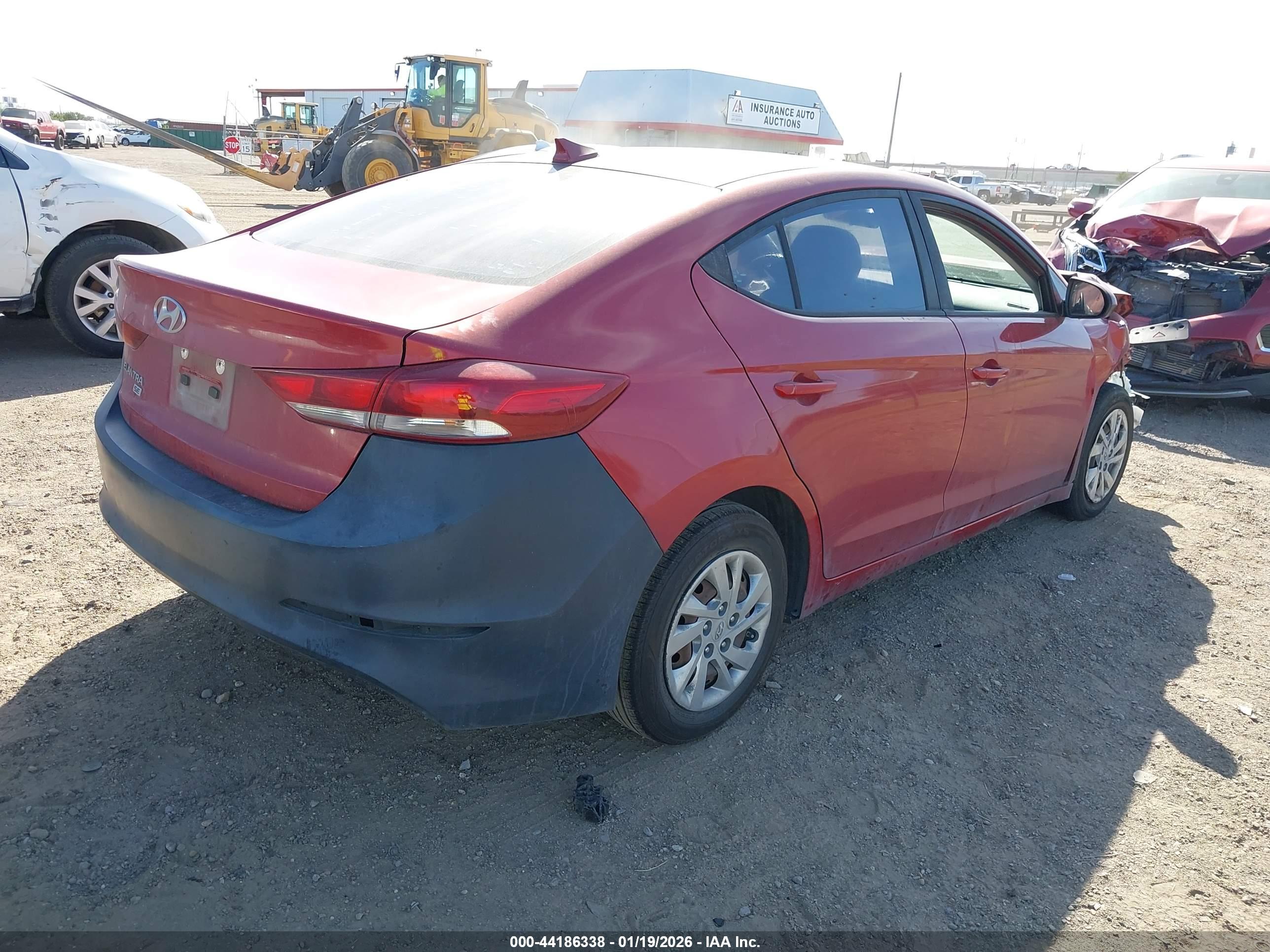 HYUNDAI ELANTRA image 4