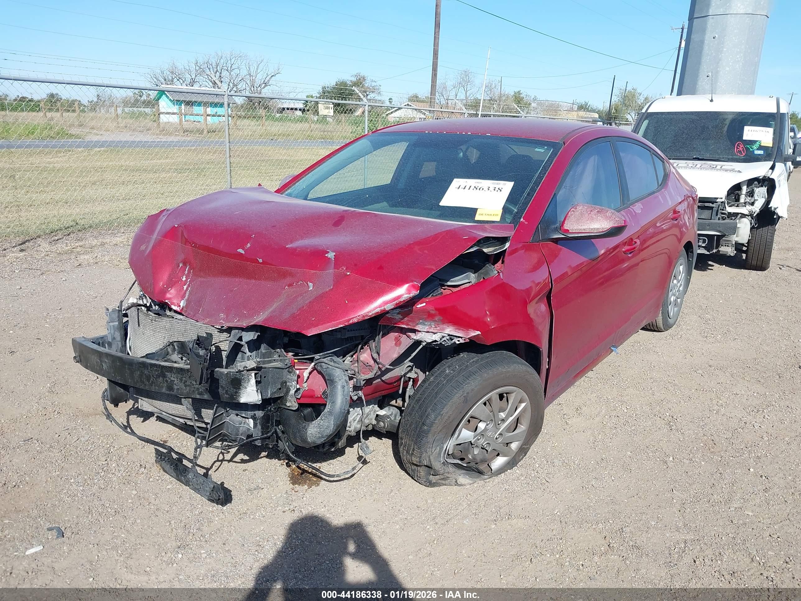 HYUNDAI ELANTRA image 6