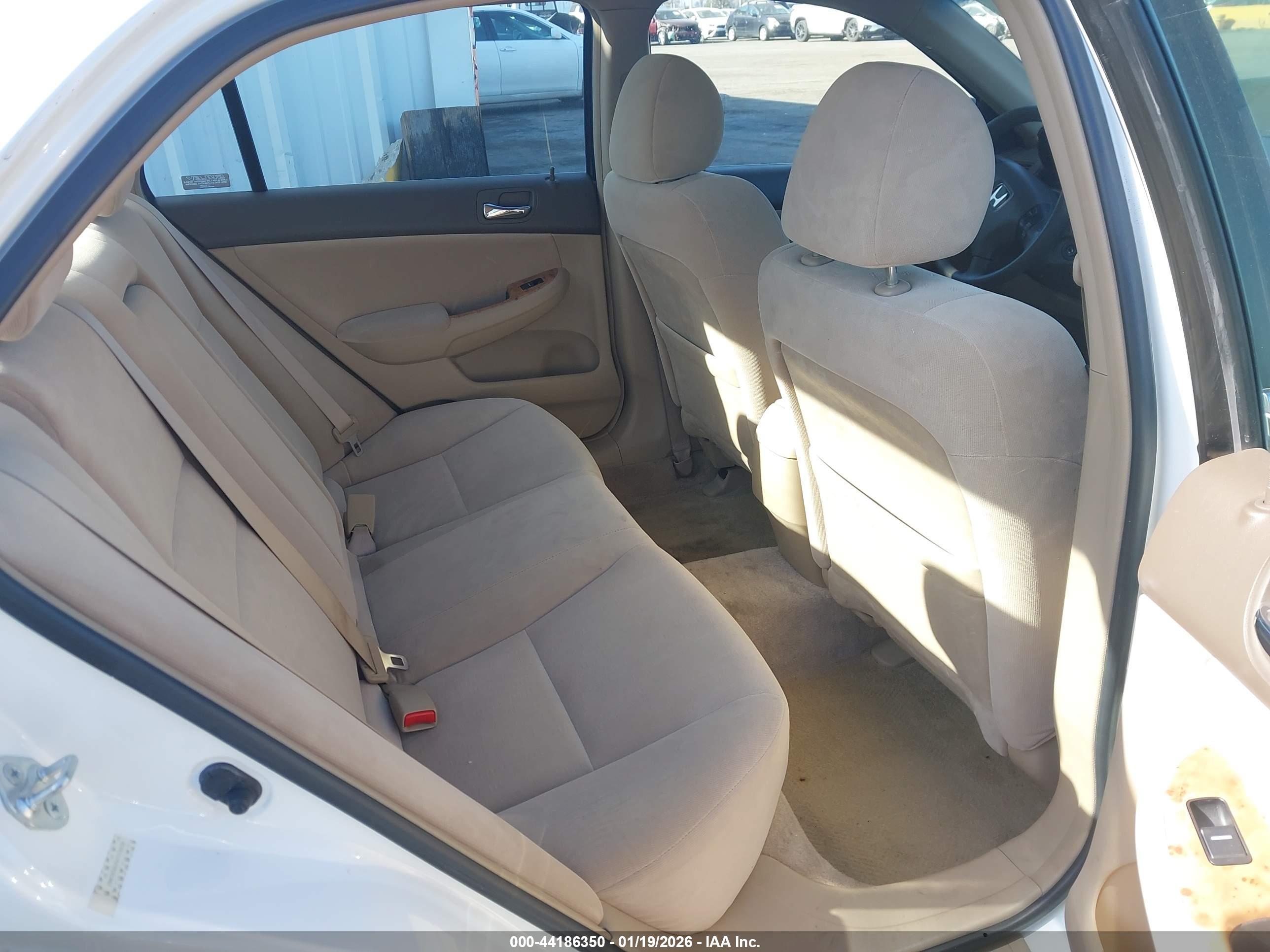 HONDA ACCORD image 8