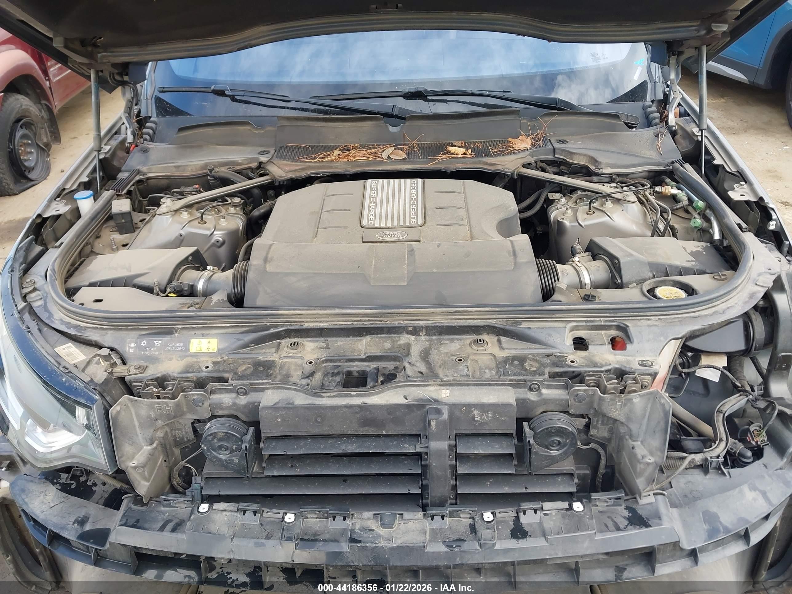 LAND ROVER image 10