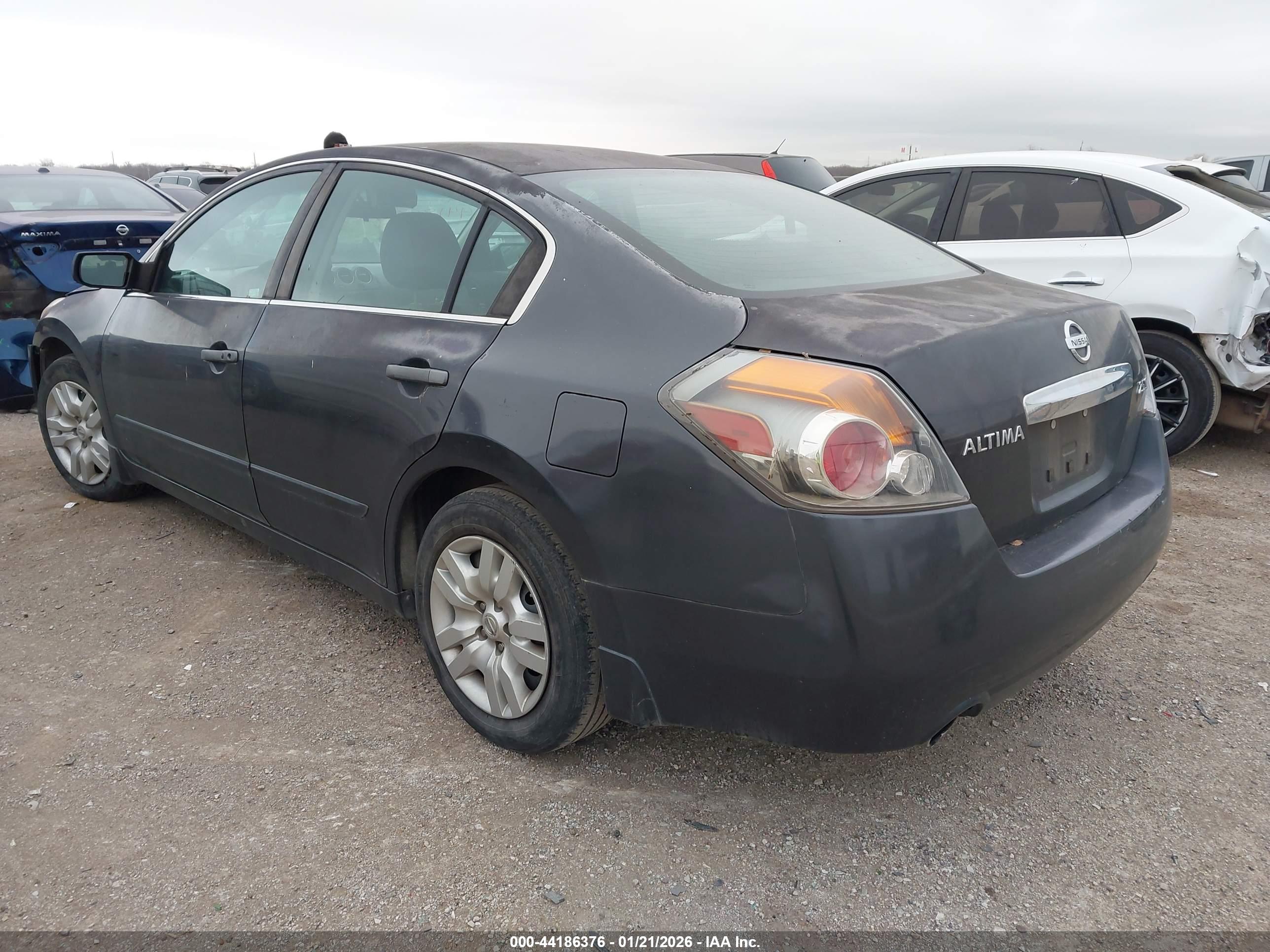 NISSAN ALTIMA image 3