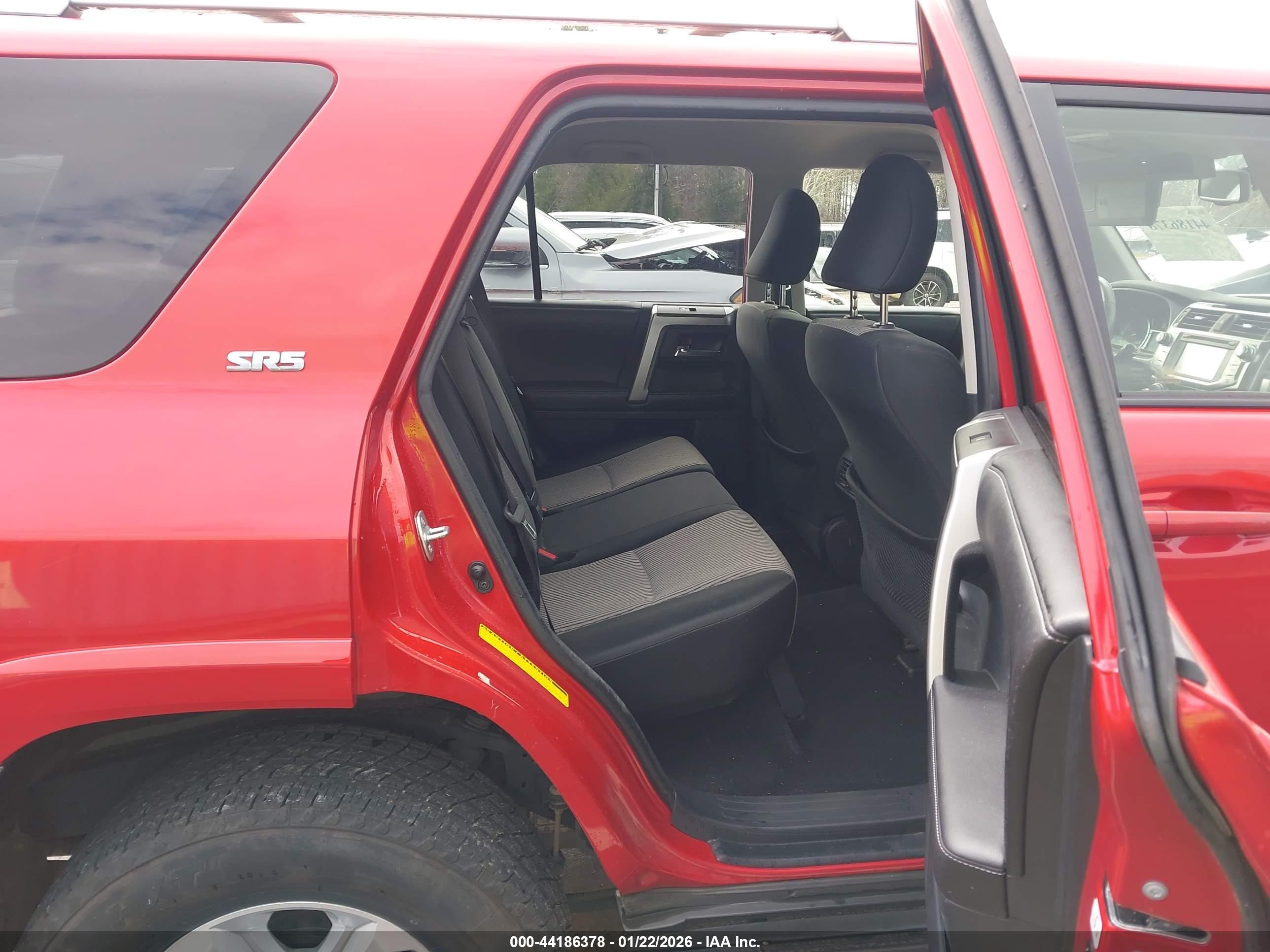 TOYOTA 4RUNNER image 8