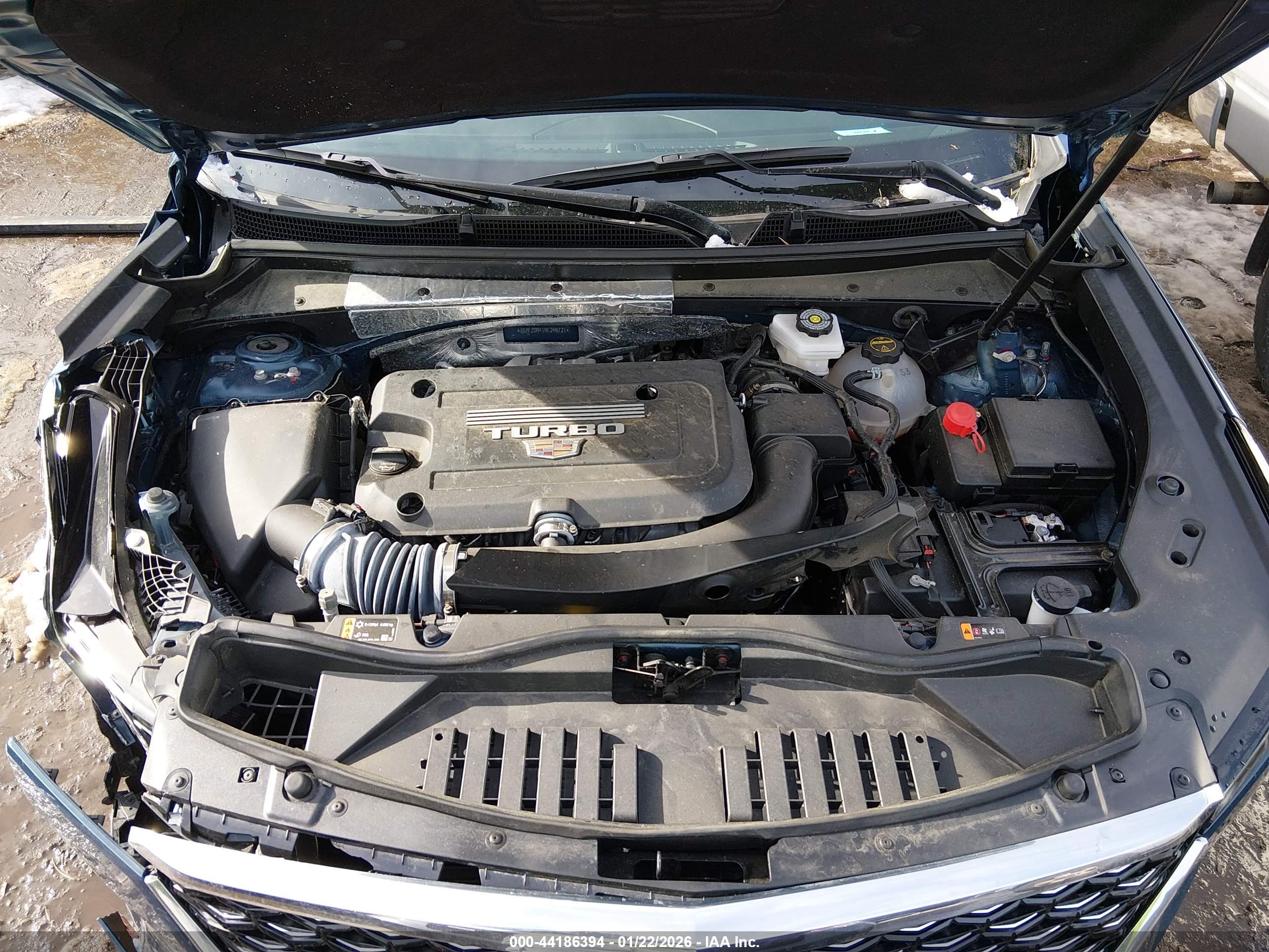 CADILLAC XT4 image 10