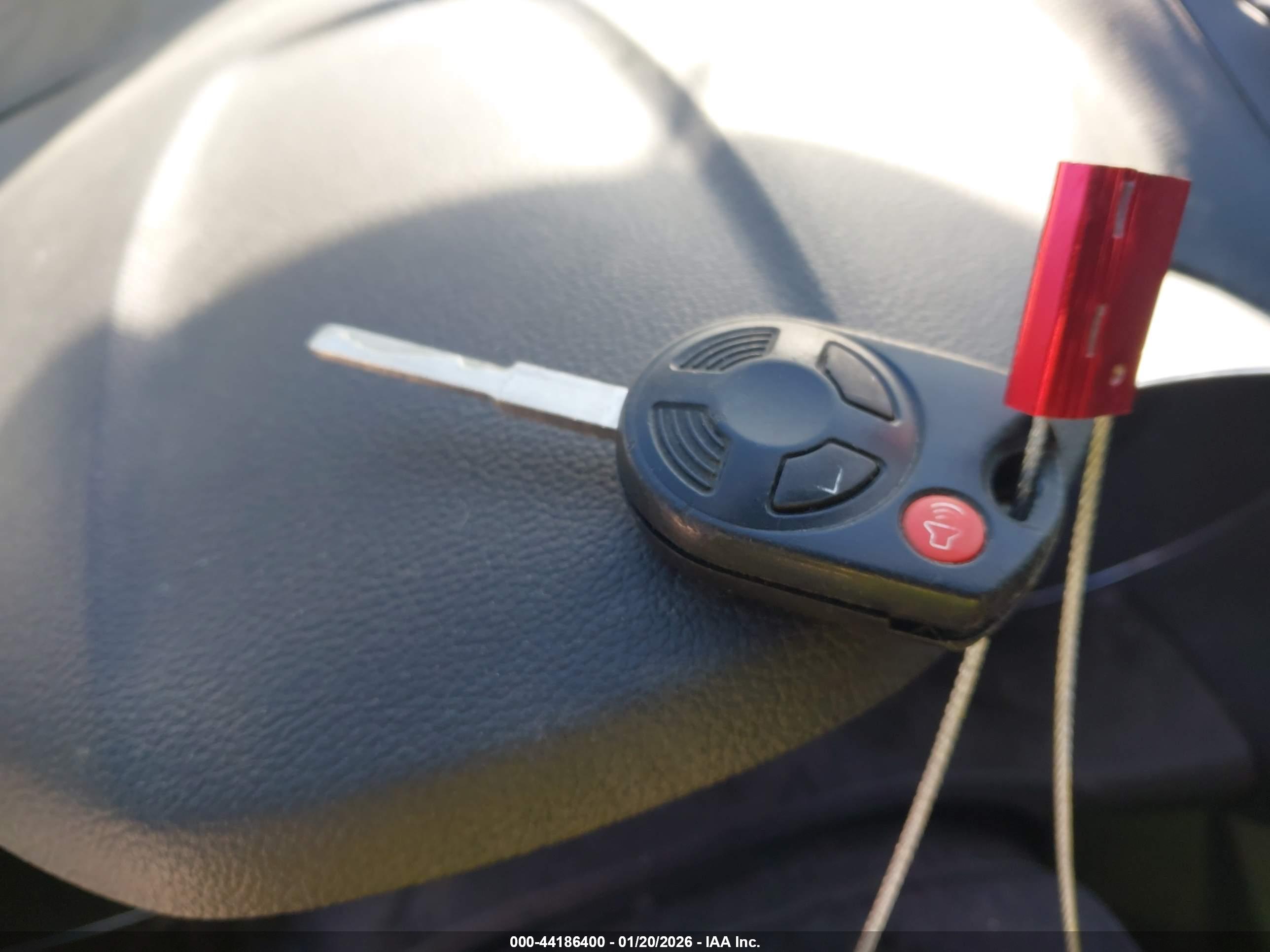 FORD ESCAPE image 11