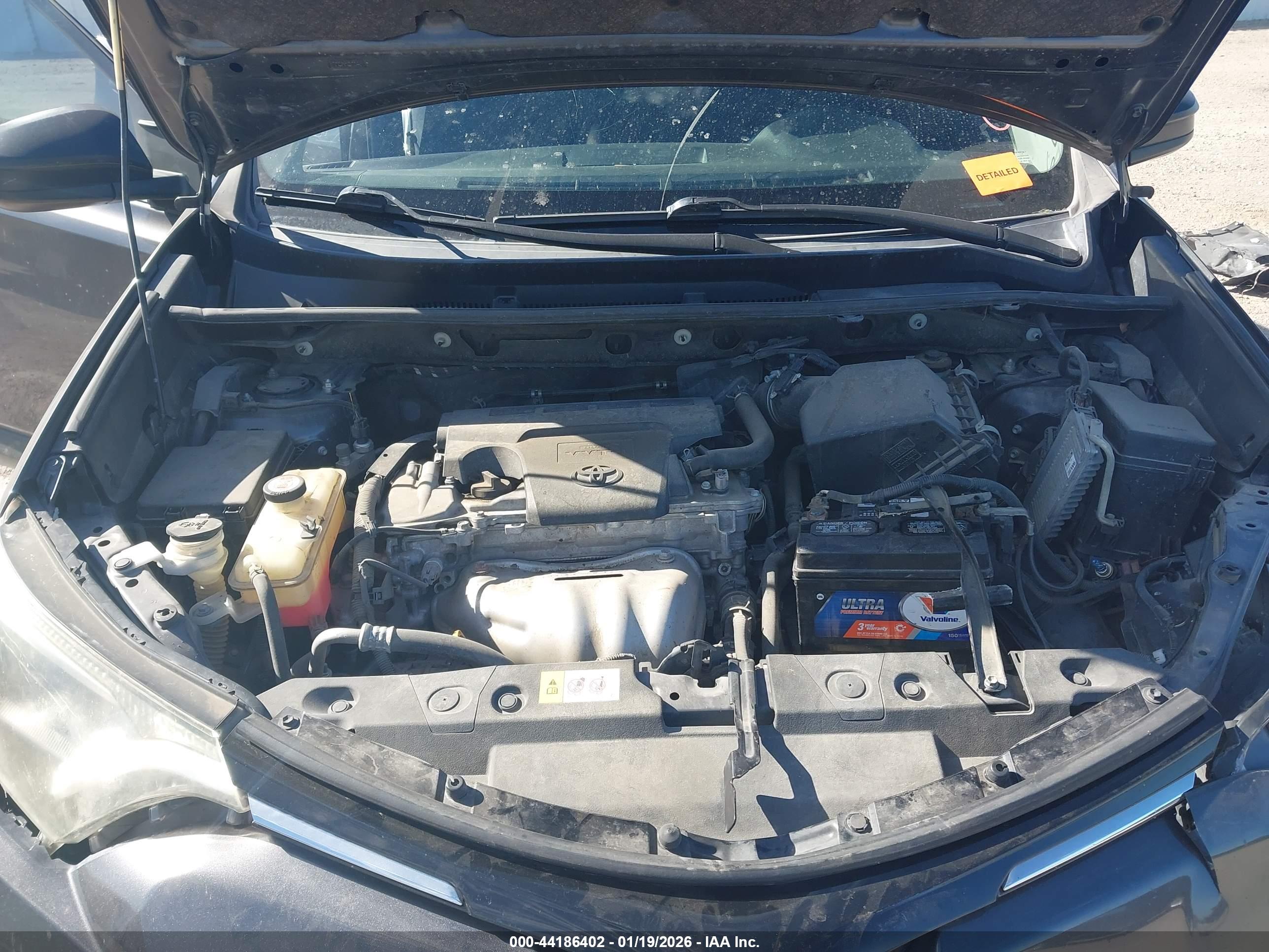 TOYOTA RAV4 image 10