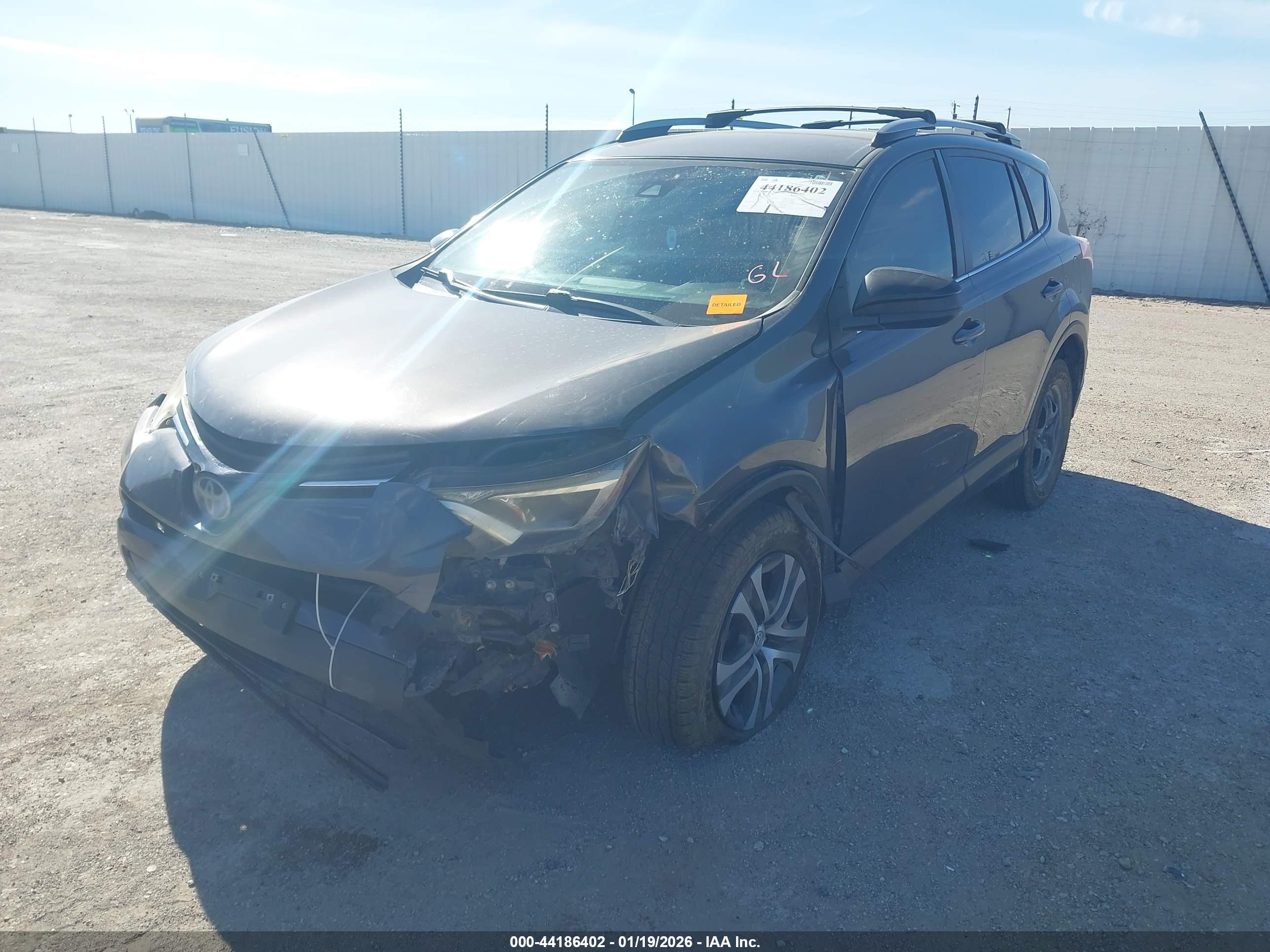 TOYOTA RAV4 image 6