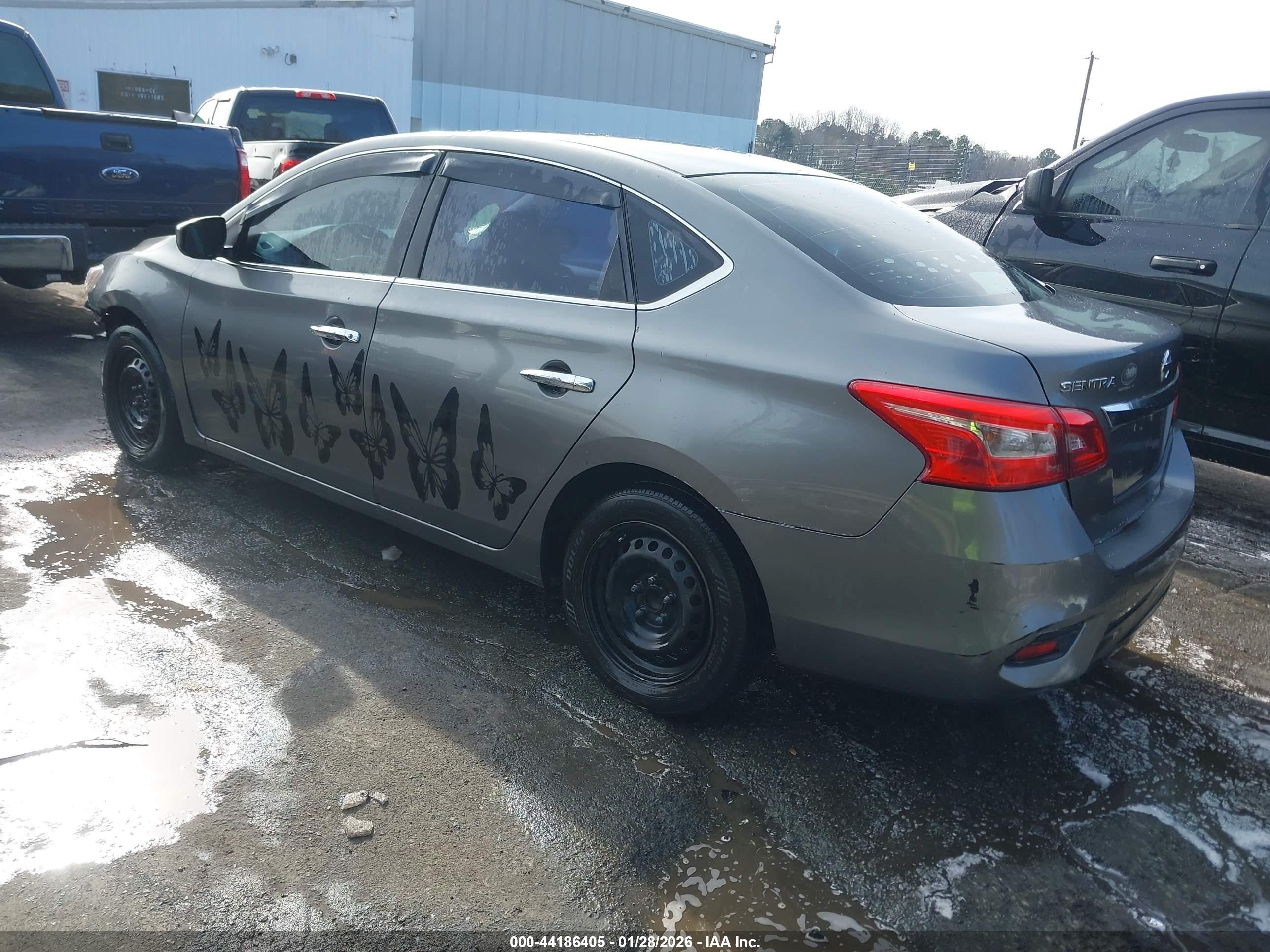 NISSAN SENTRA image 3