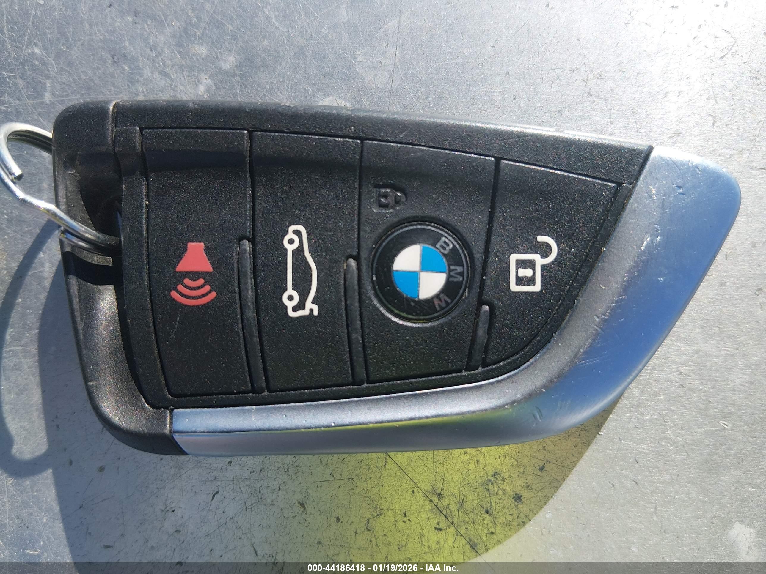 BMW X1 image 11