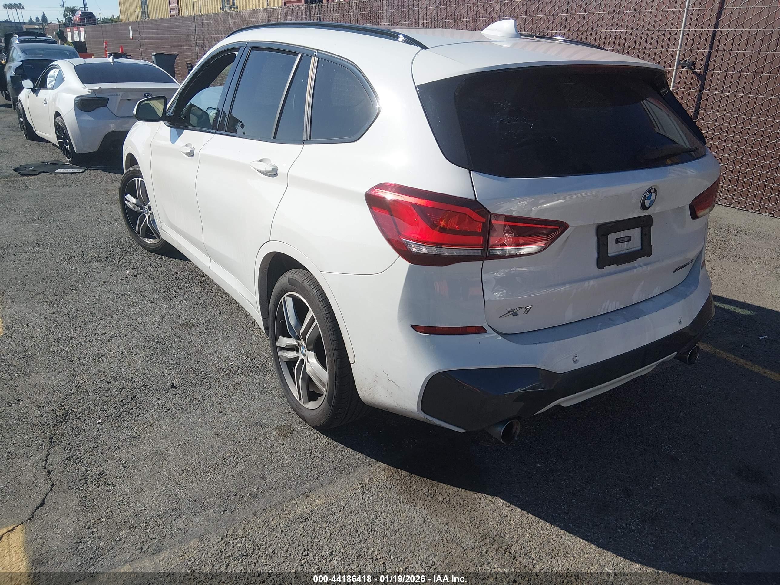 BMW X1 image 3