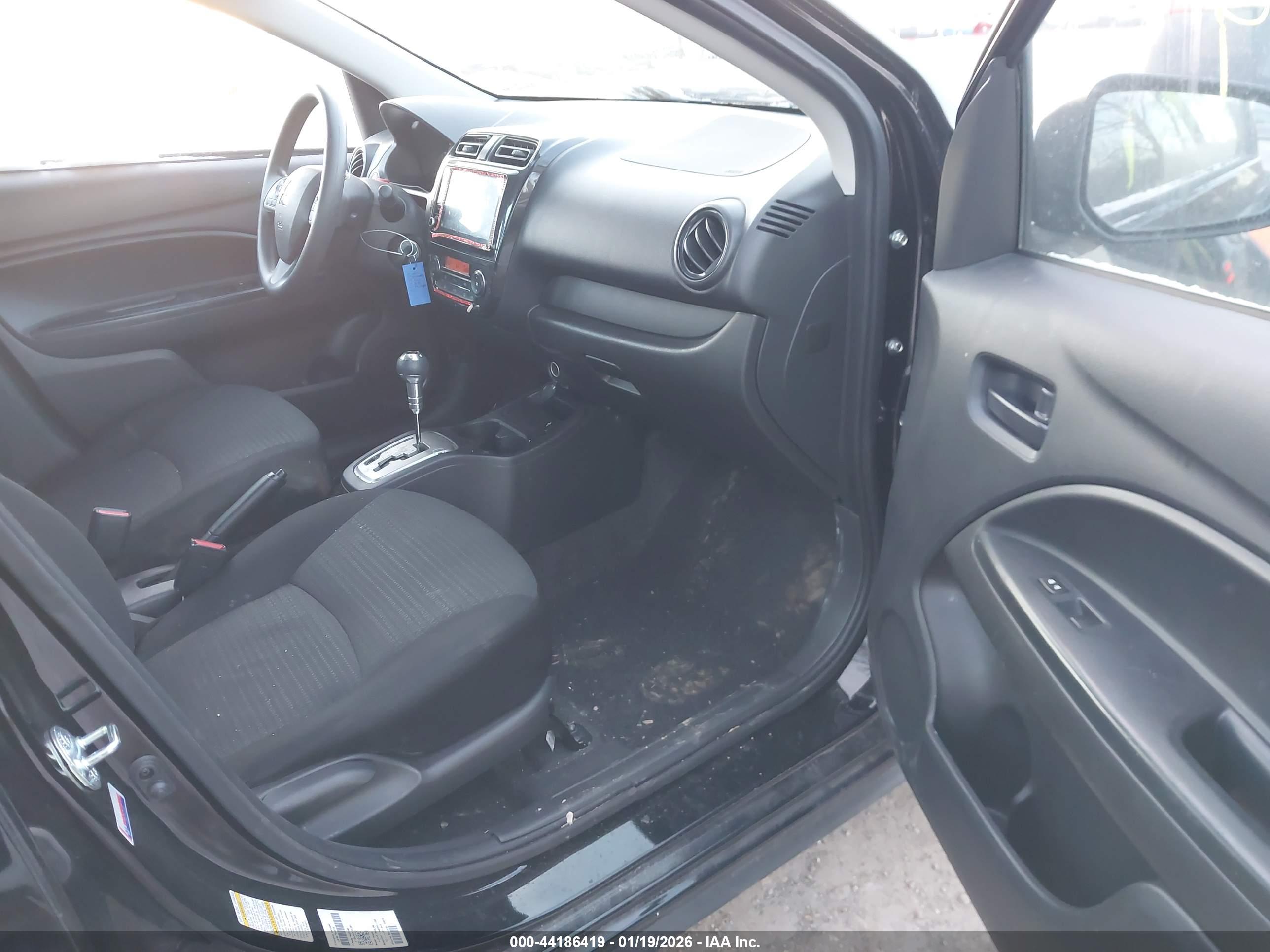 MITSUBISHI MIRAGE image 5