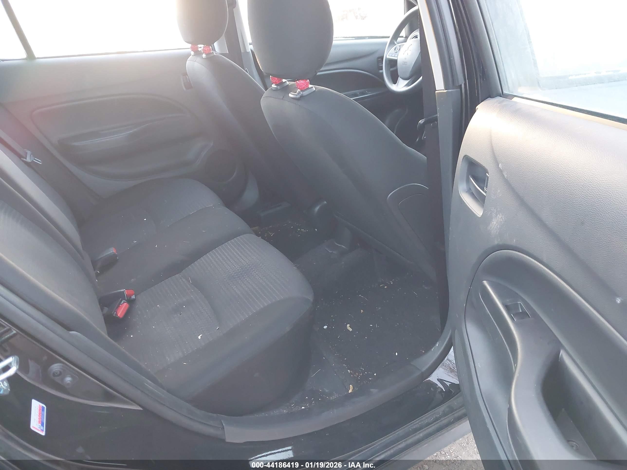MITSUBISHI MIRAGE image 8