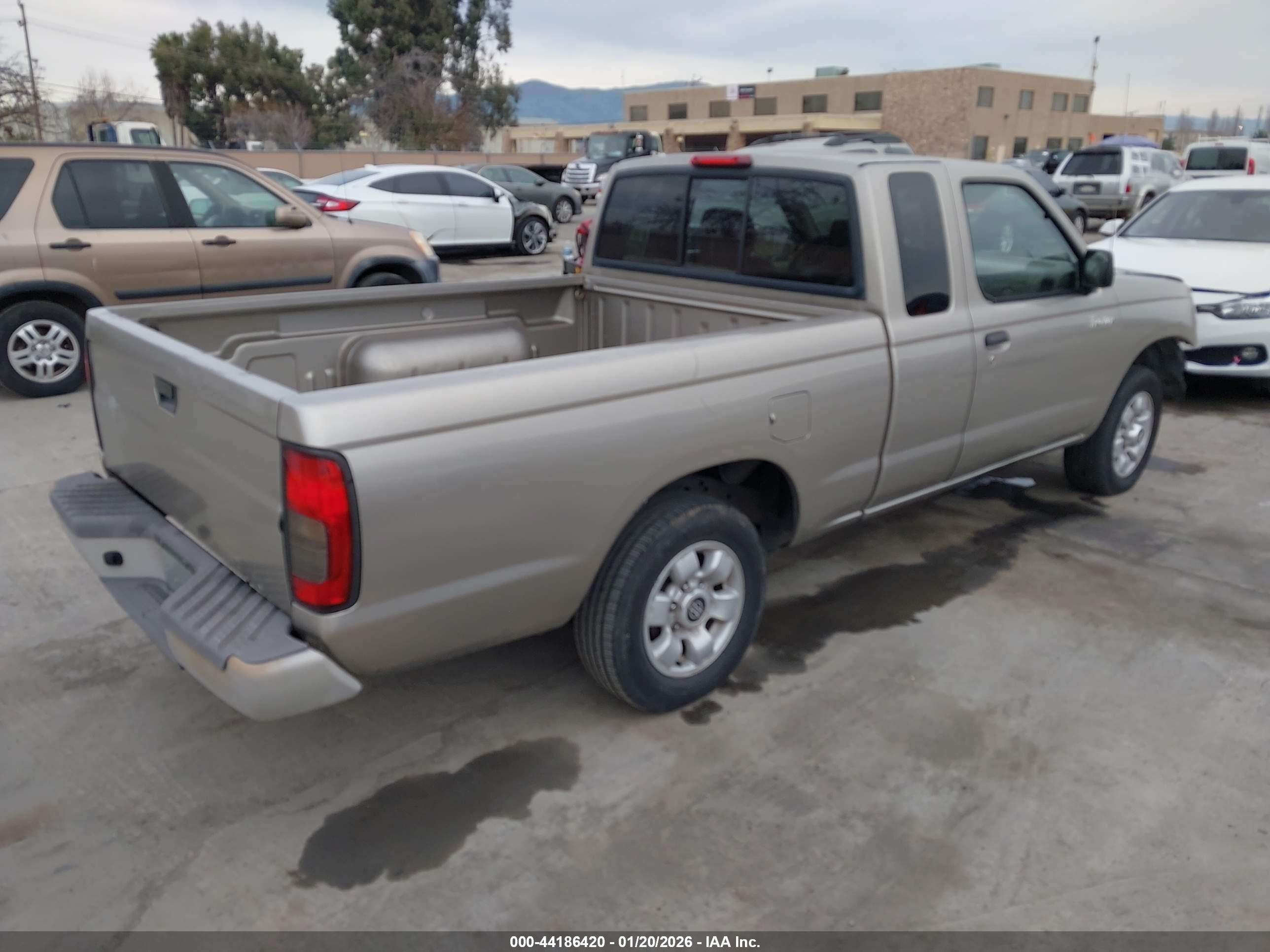 NISSAN FRONTIER image 4