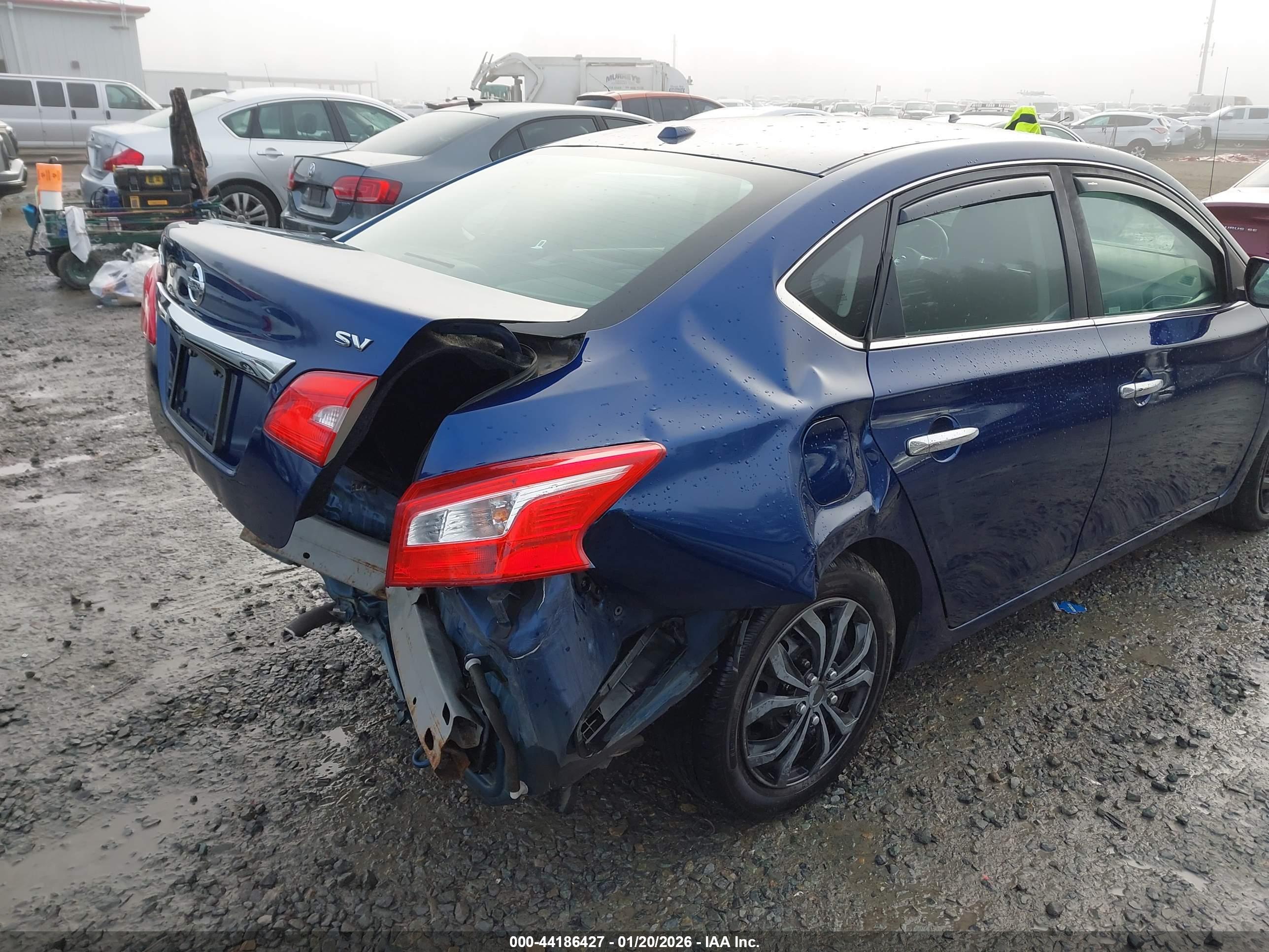 NISSAN SENTRA image 6