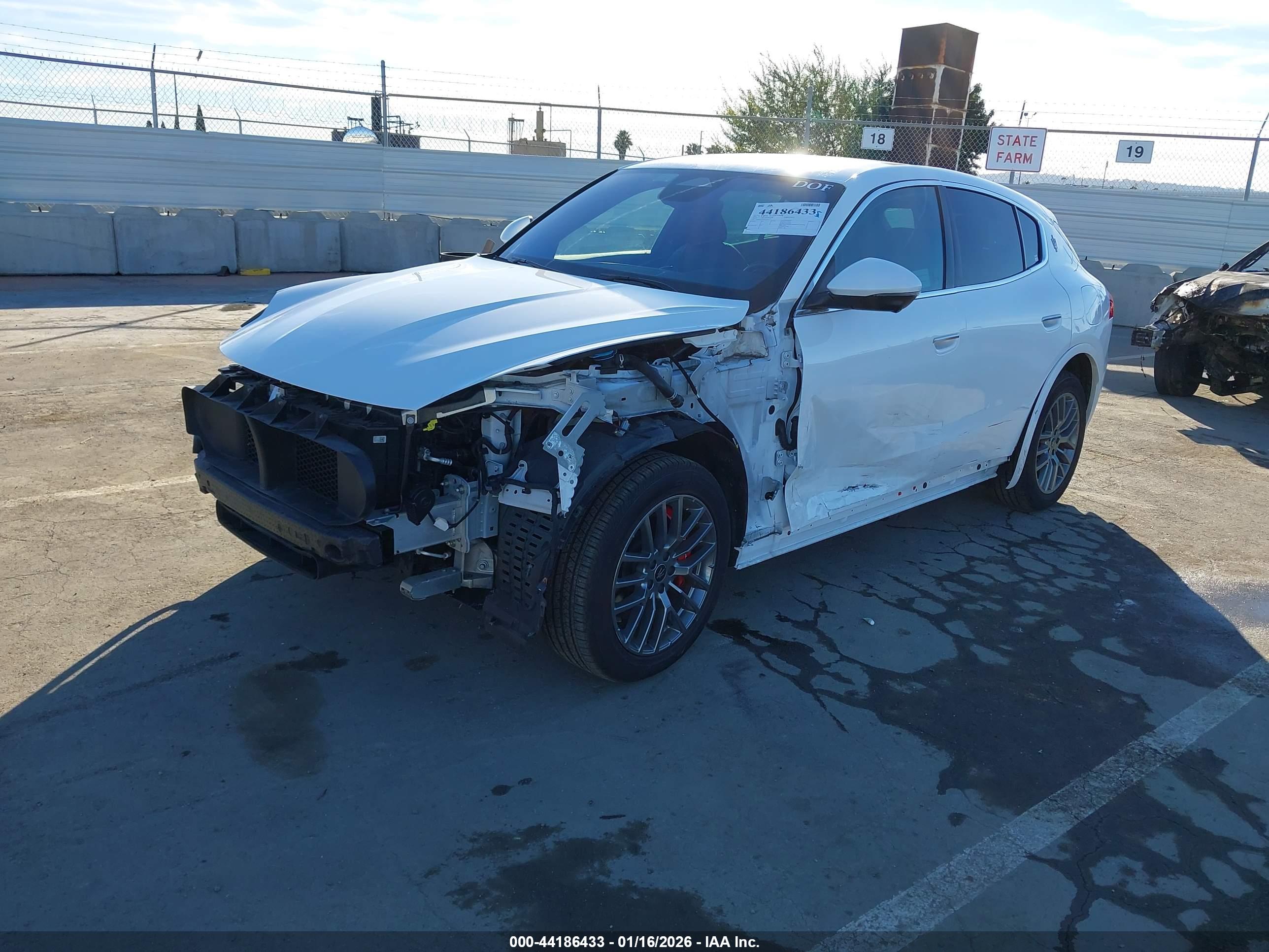 MASERATI GRECALE image 2