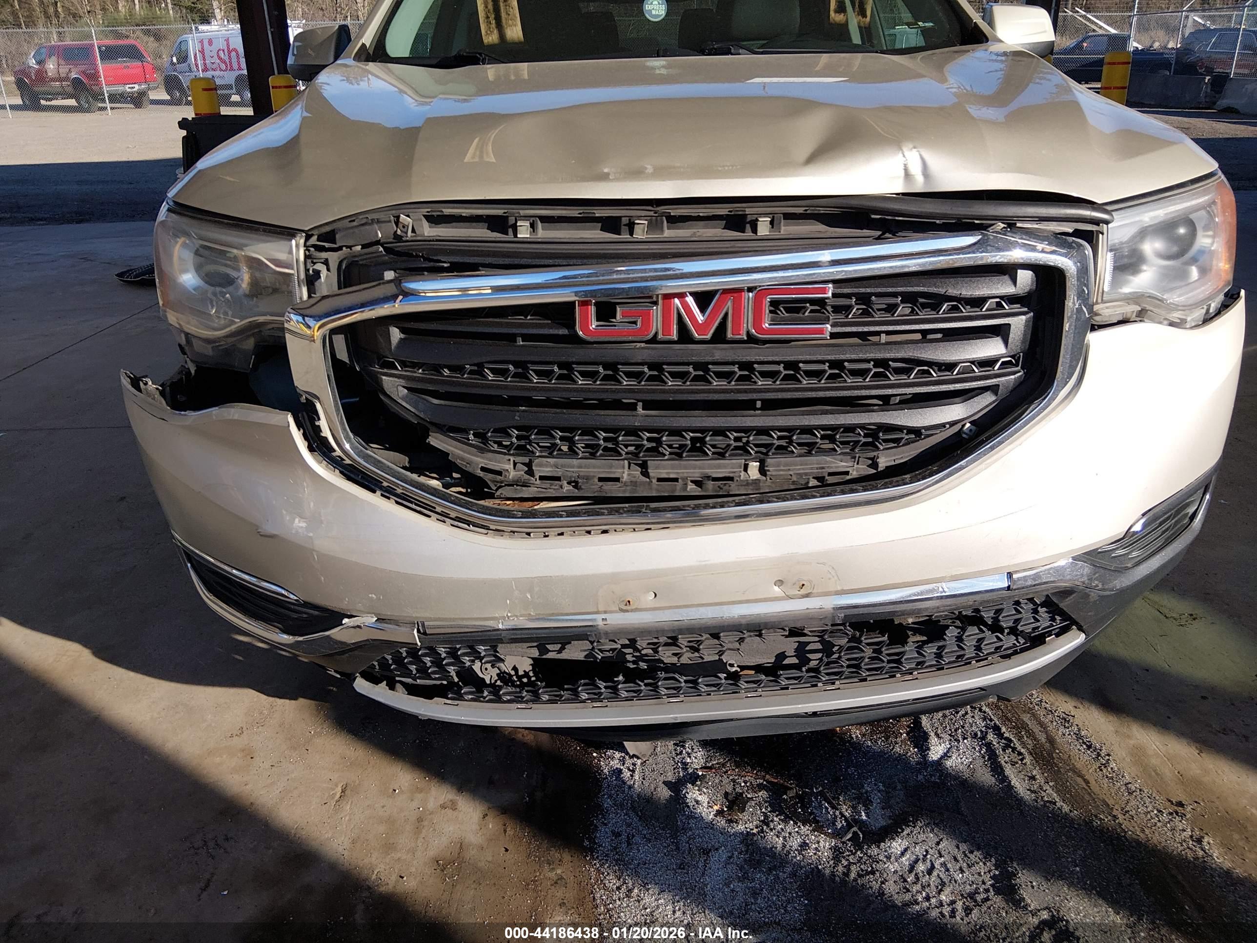 GMC ACADIA image 6