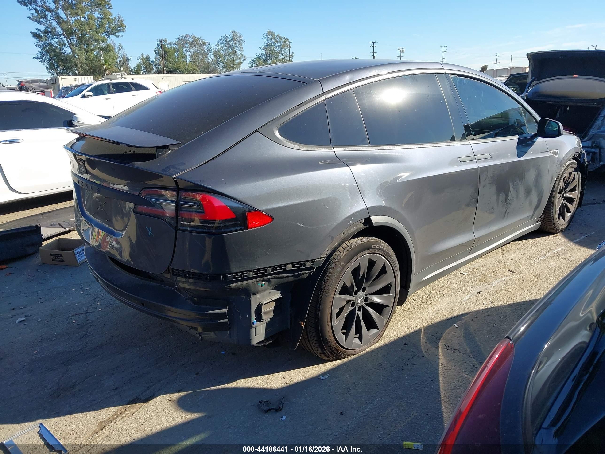 TESLA MODEL image 4