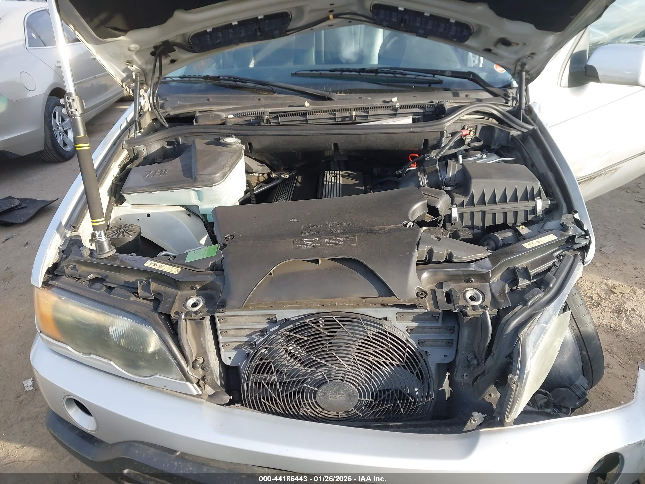 BMW X5 image 10