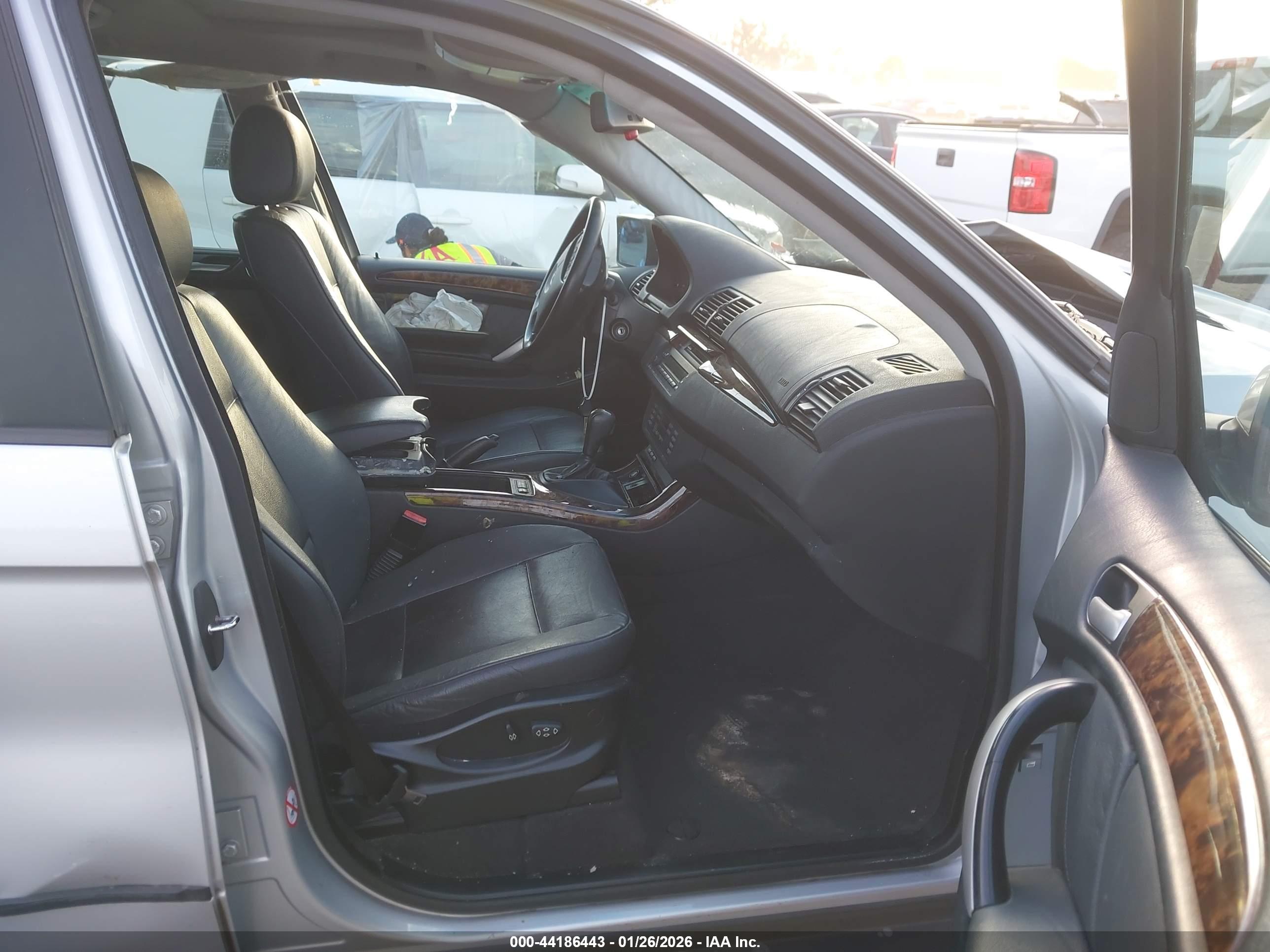 BMW X5 image 5