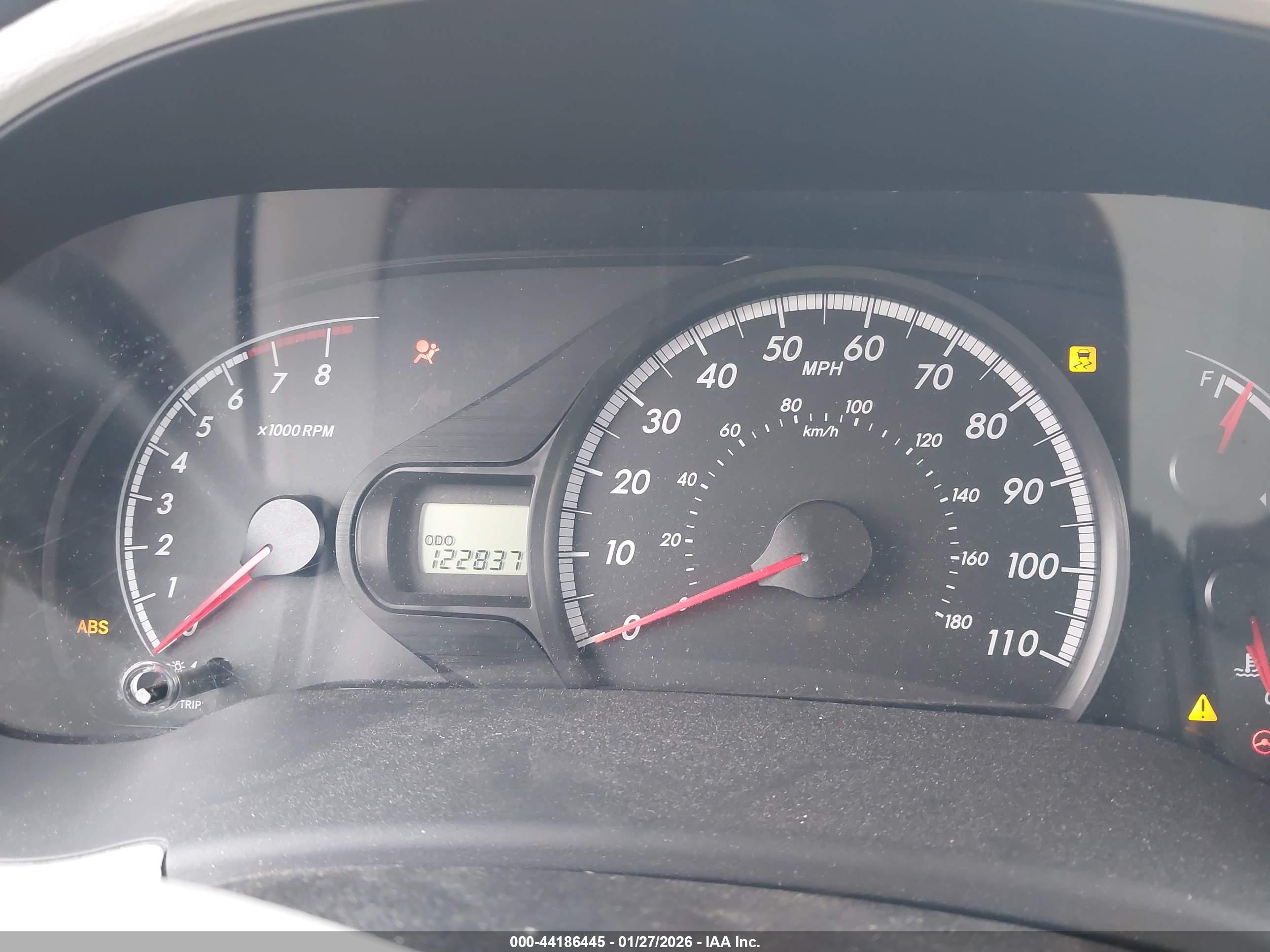 TOYOTA SIENNA image 7