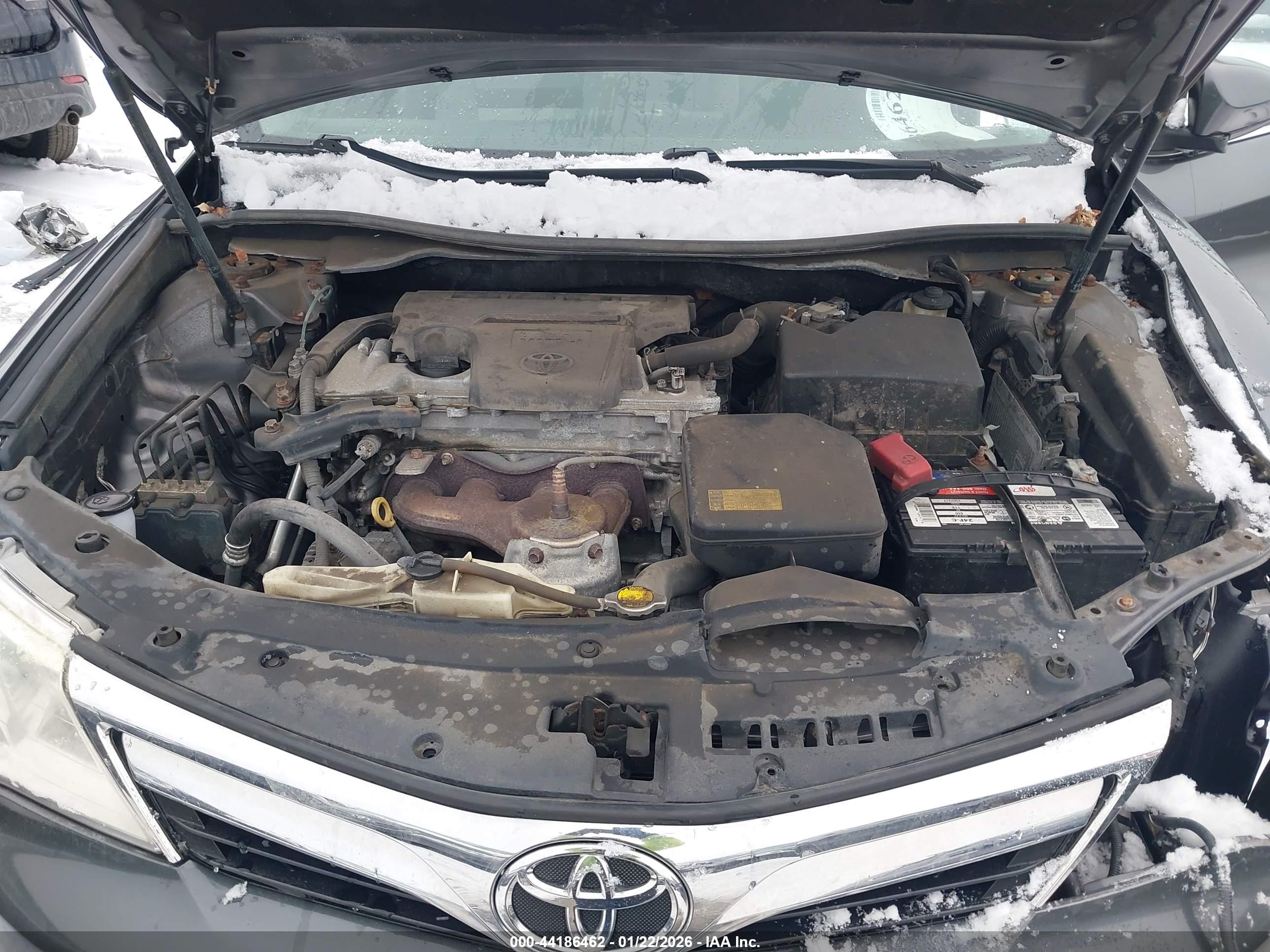 TOYOTA CAMRY image 10