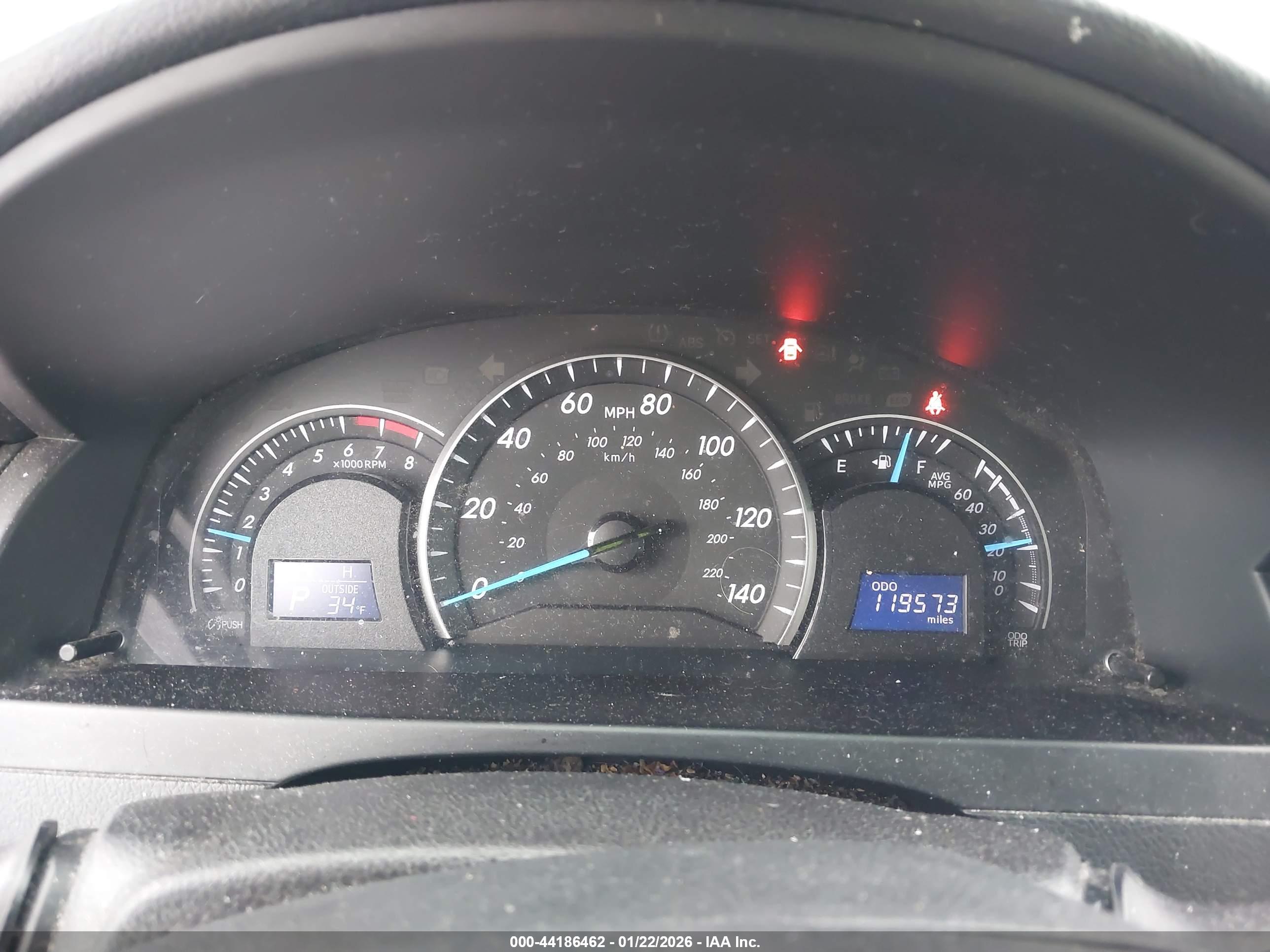 TOYOTA CAMRY image 7