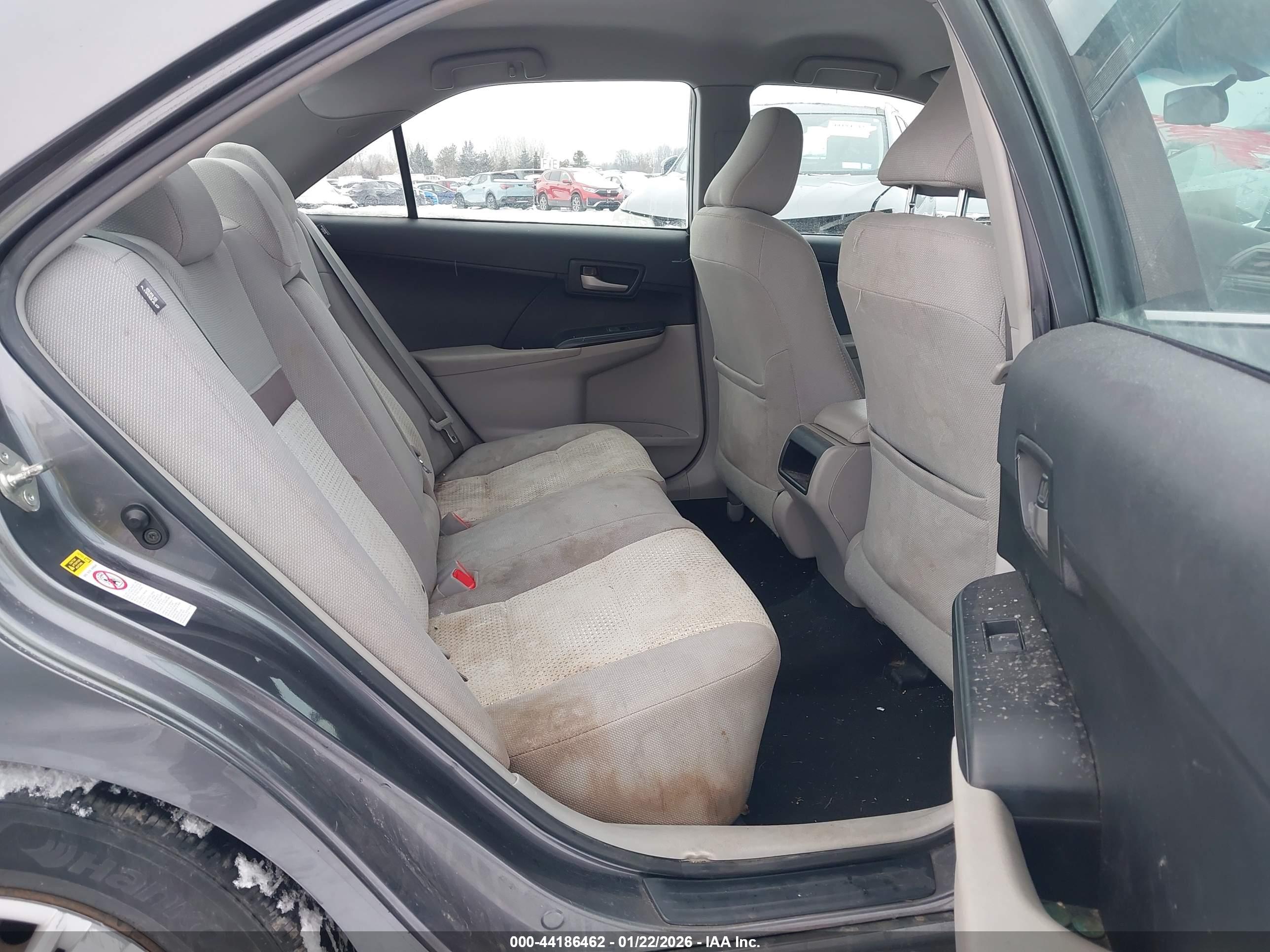 TOYOTA CAMRY image 8