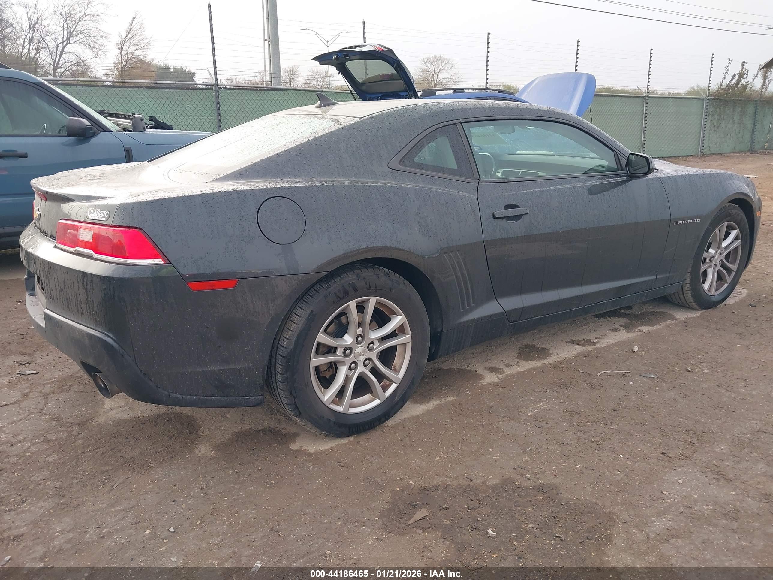 CHEVROLET CAMARO image 4