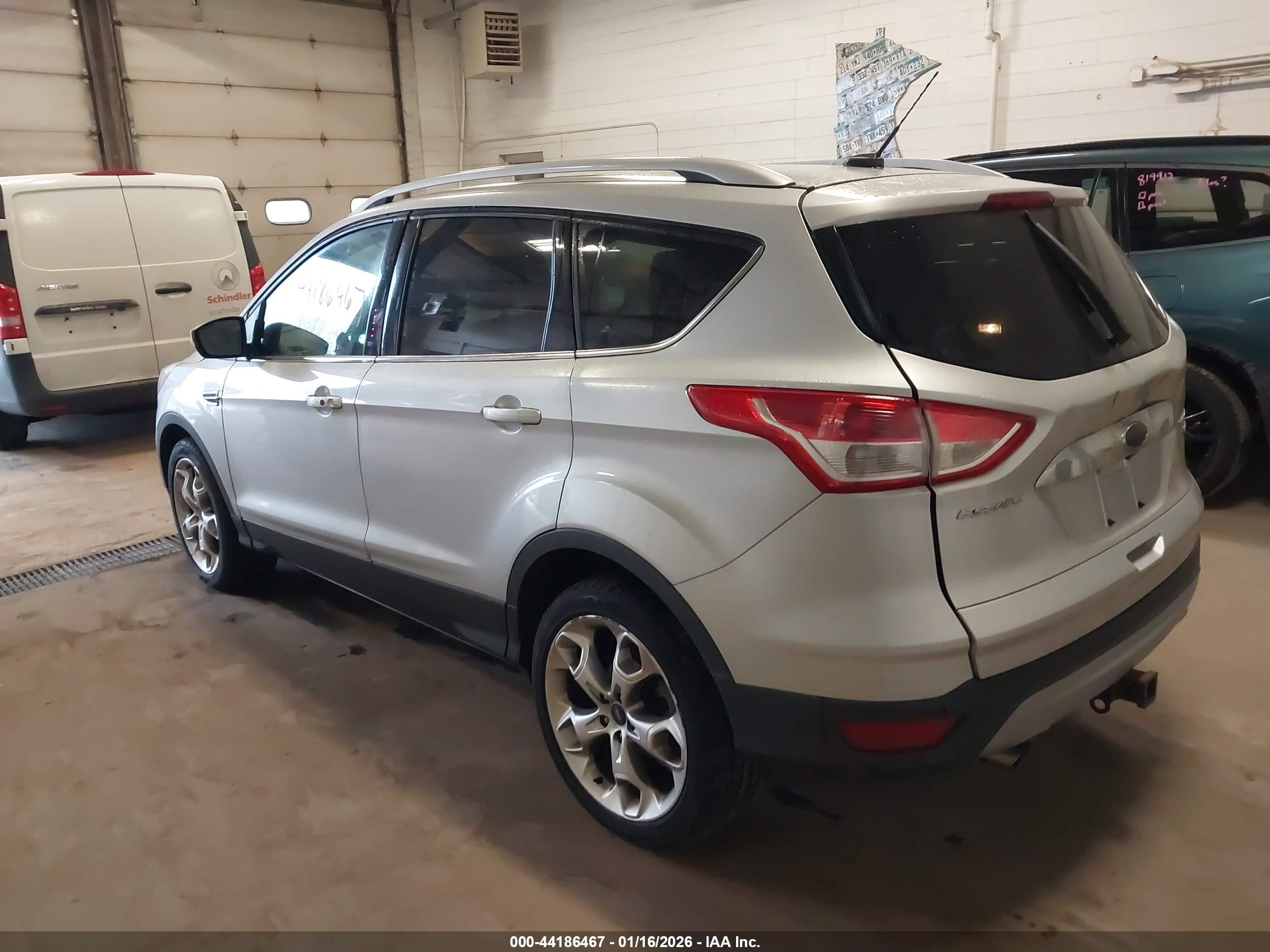 FORD ESCAPE image 3