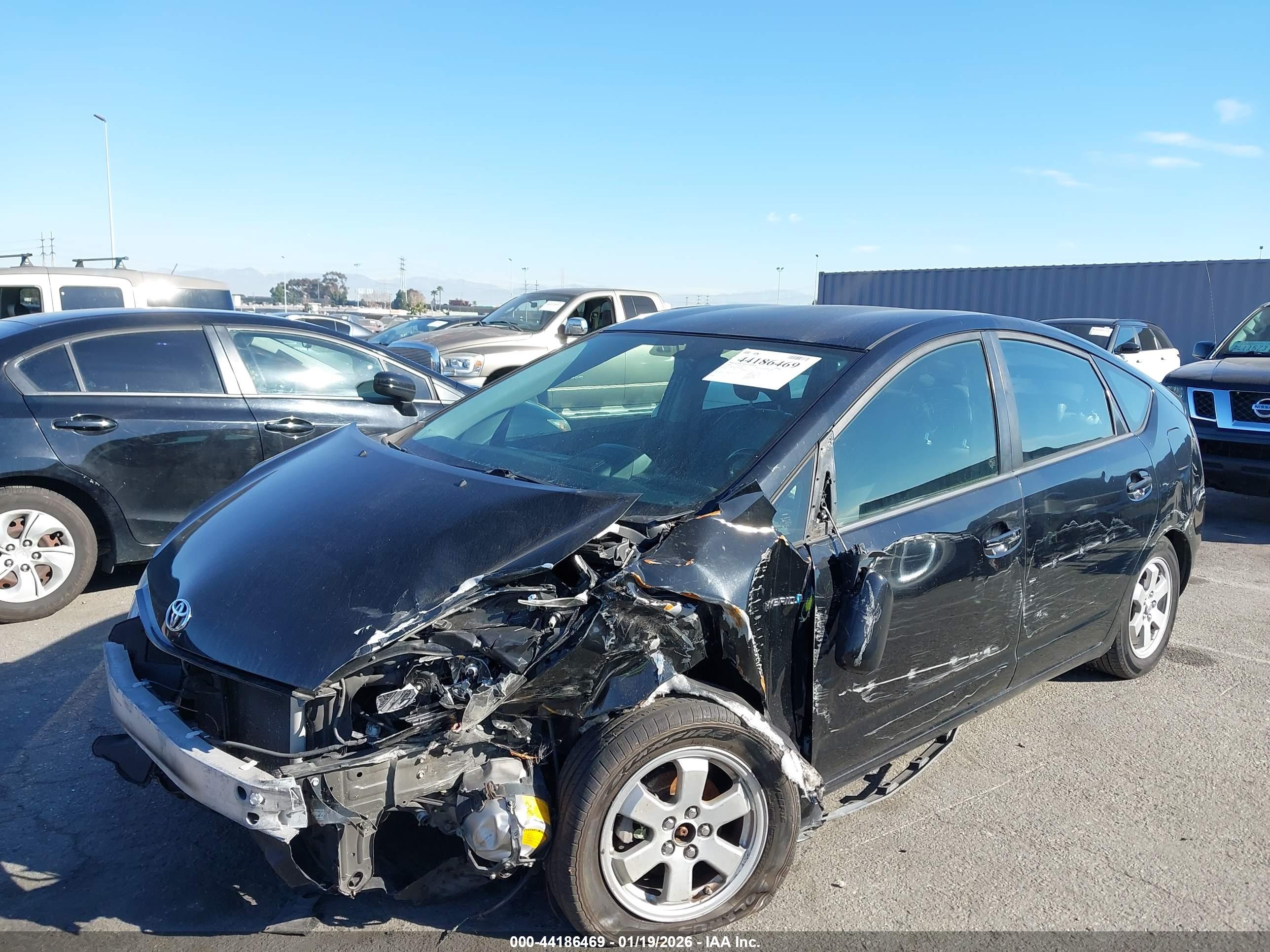 TOYOTA PRIUS image 6