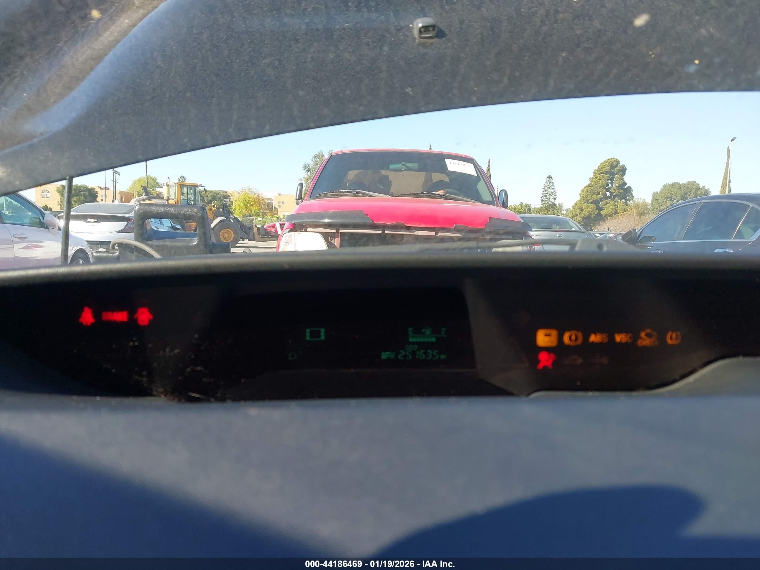 TOYOTA PRIUS image 7