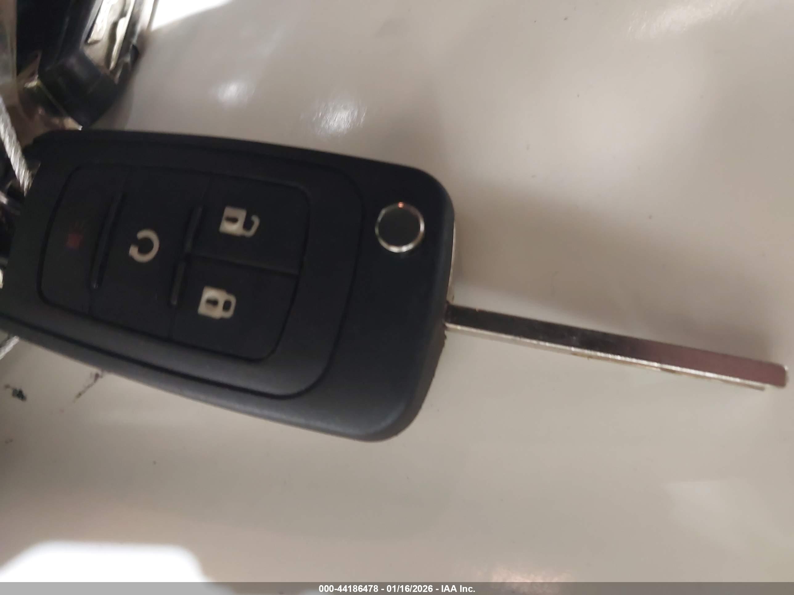 CHEVROLET TRAX image 11